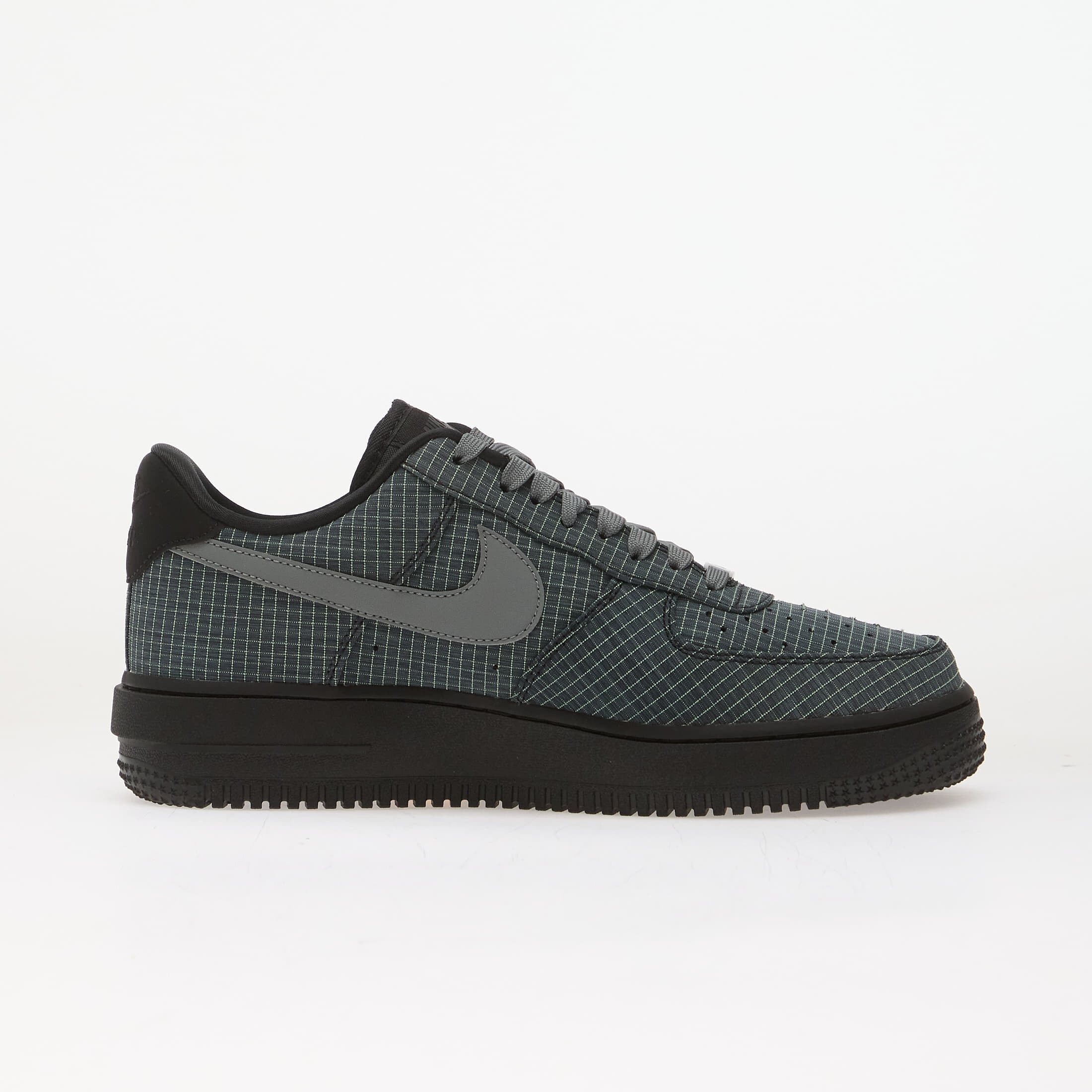 Nike Обувки Air Force 1 '07 LX Vibram Black/ Smoke Grey-Lt Lemon Twist