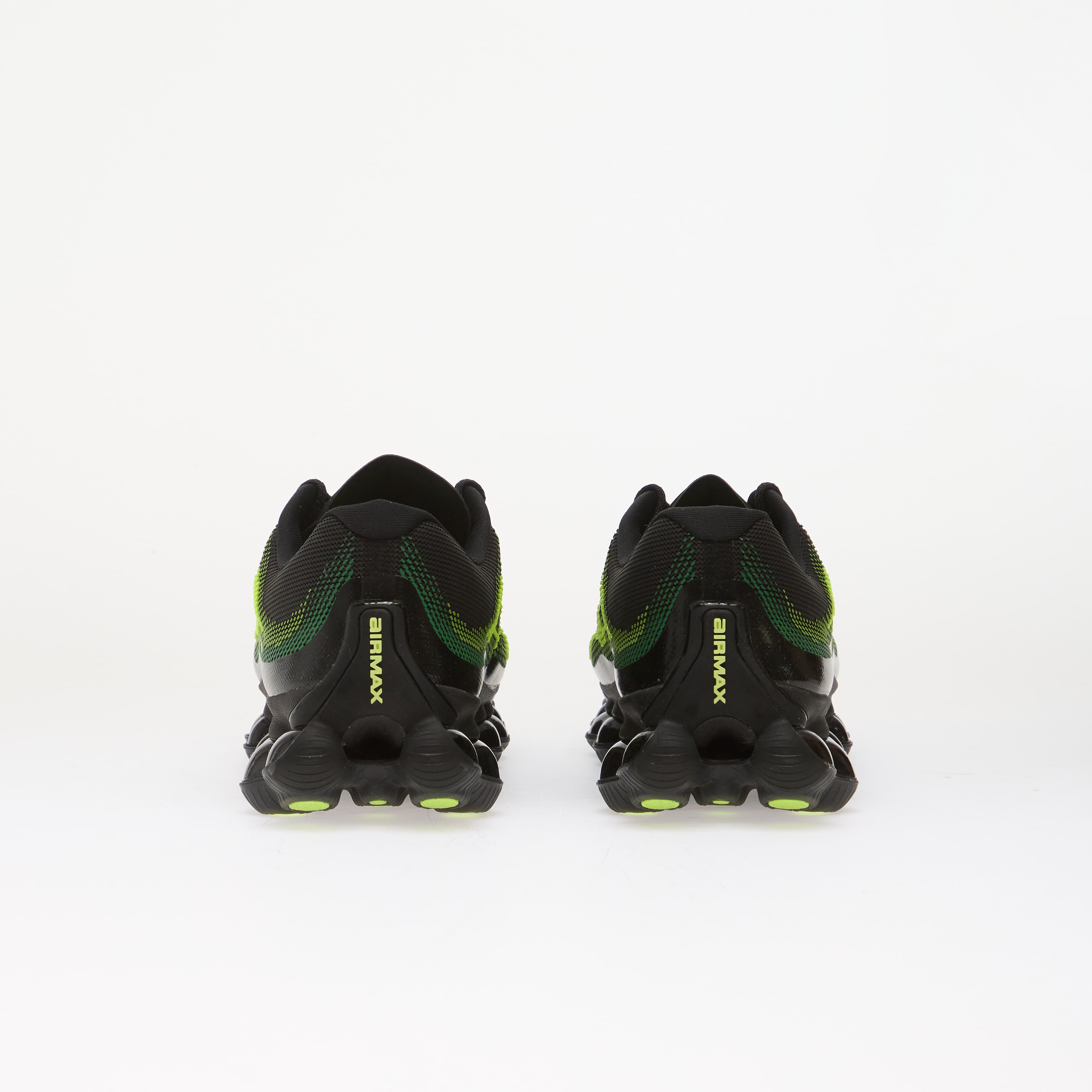 Nike Обувки Air Liquid Max Black/ Chrome-Green Apple-Volt