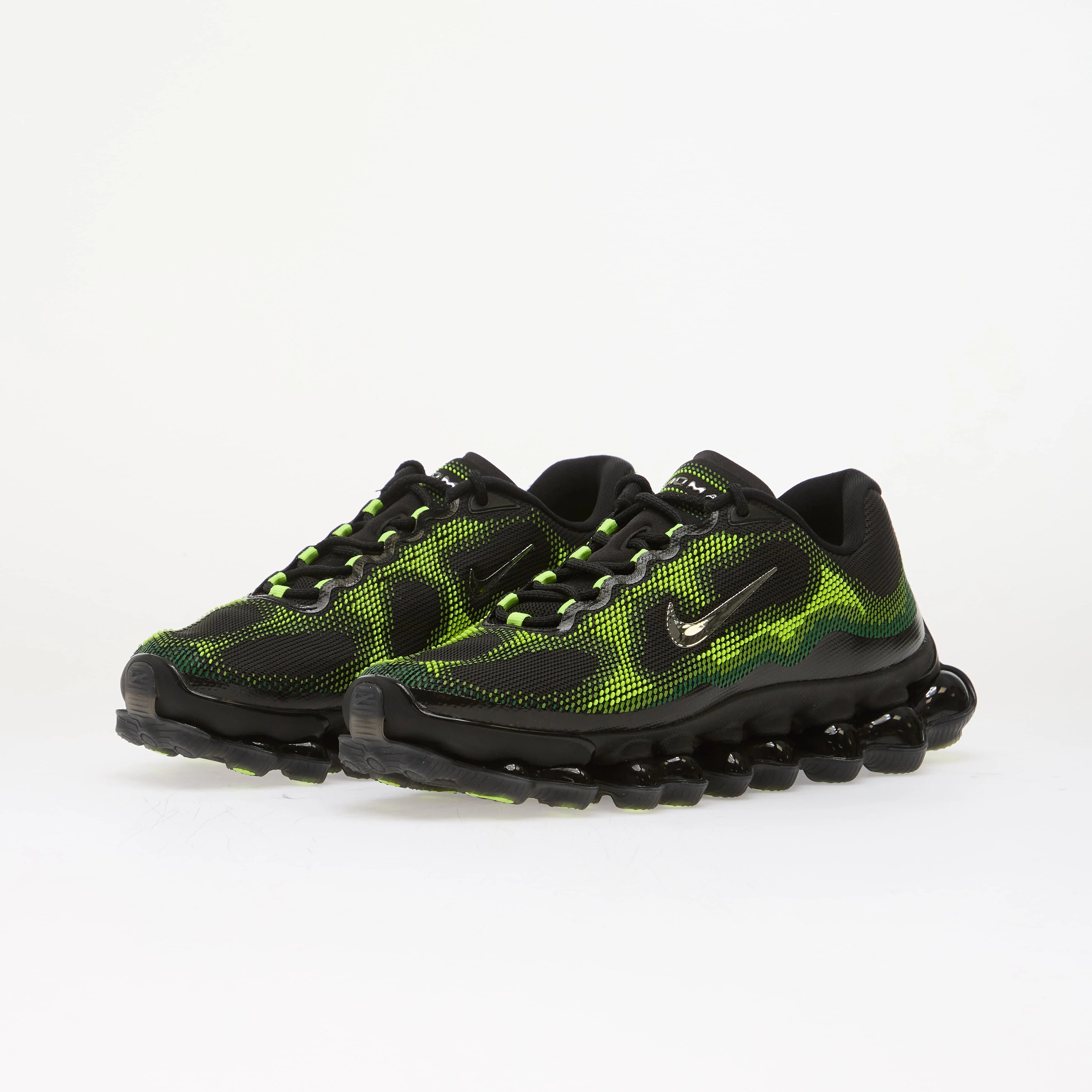 Nike Обувки Air Liquid Max Black/ Chrome-Green Apple-Volt