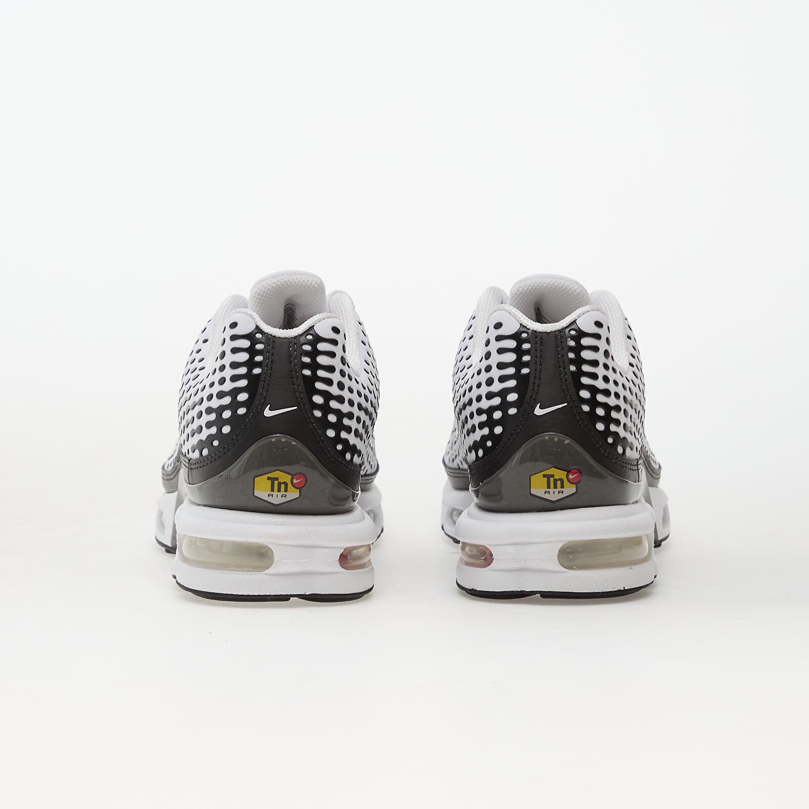 Nike Обувки Air Max Plus TN VII White/ White-Black-Smoke Grey