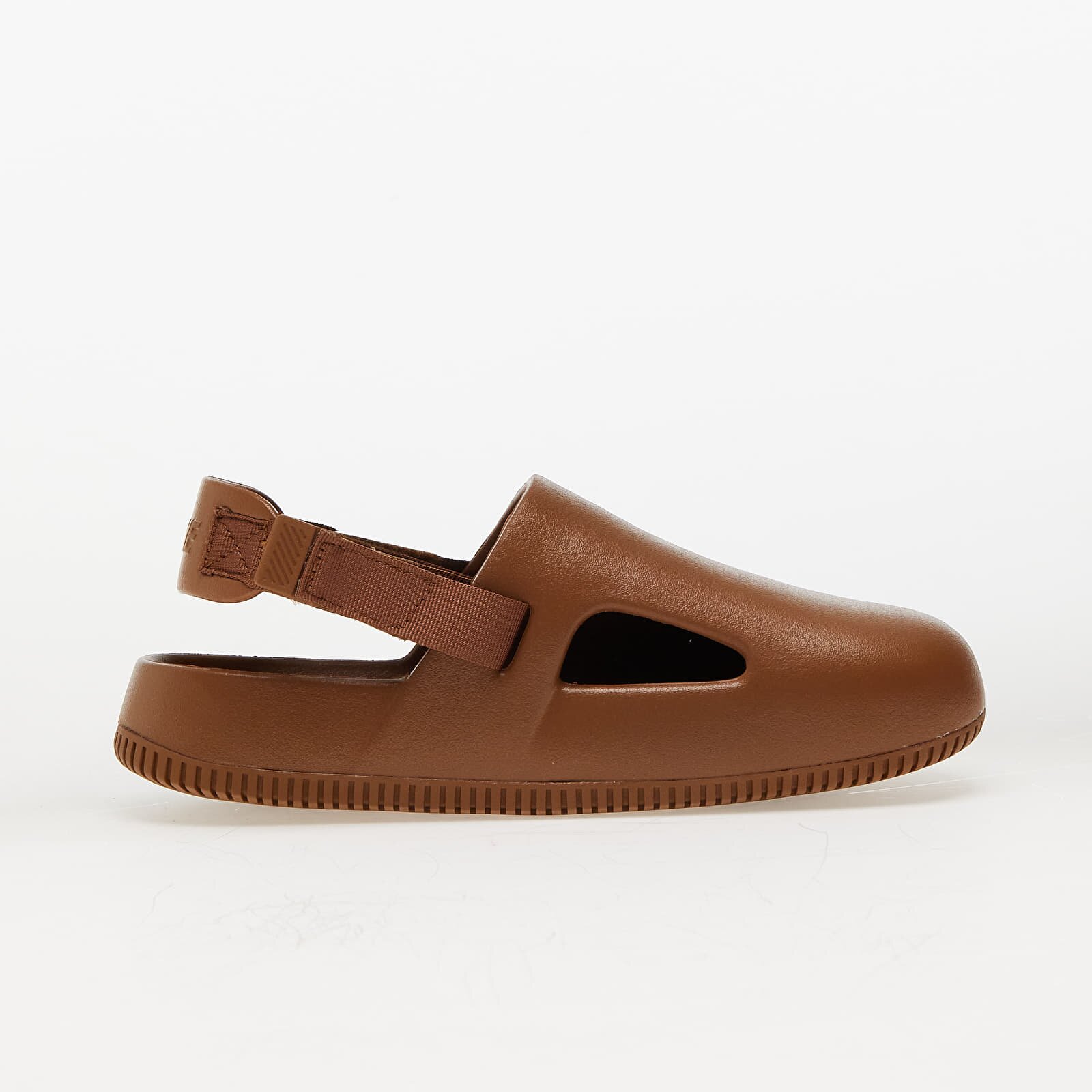 Nike Обувки Calm Lt British Tan/ Lt British Tan