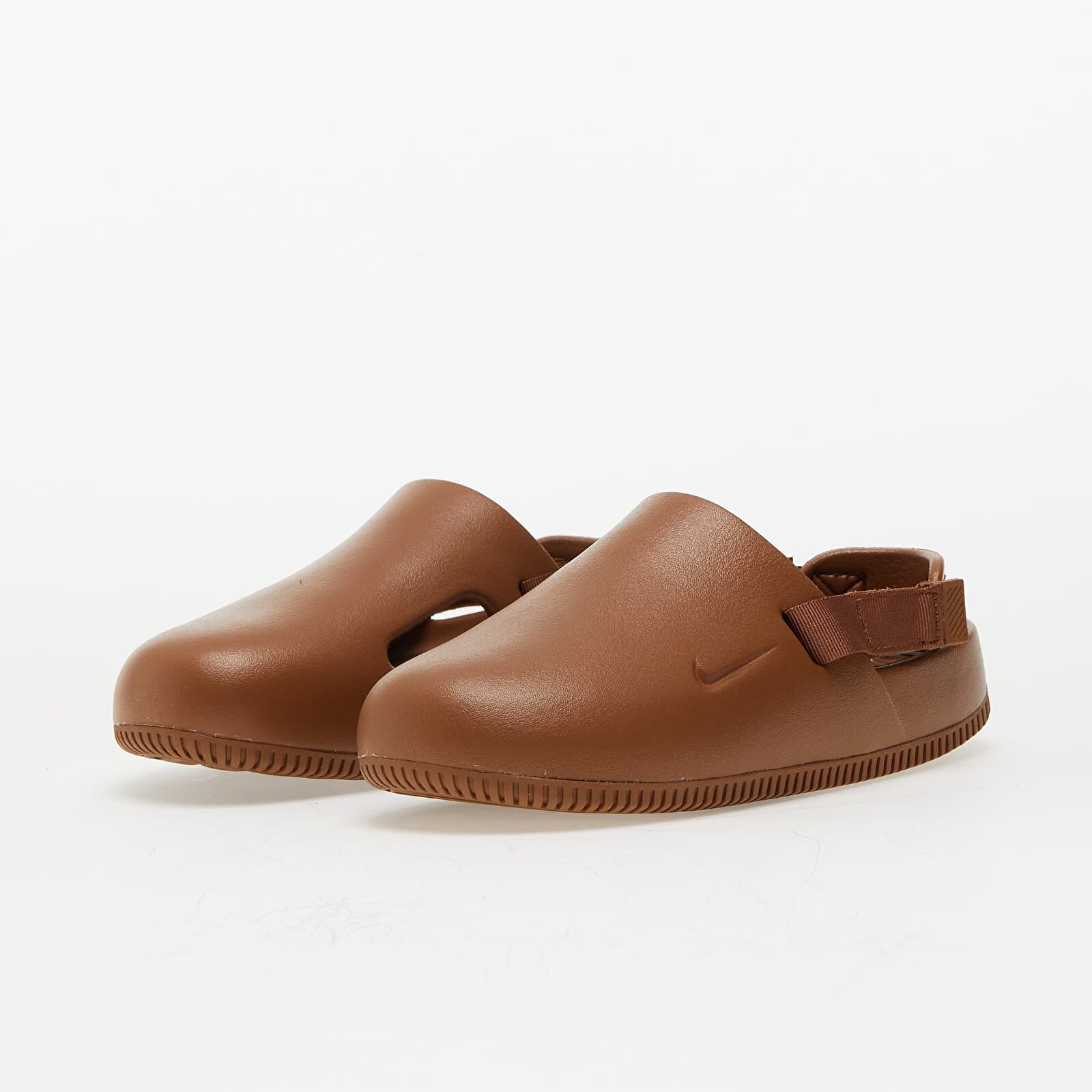 Nike Обувки Calm Lt British Tan/ Lt British Tan