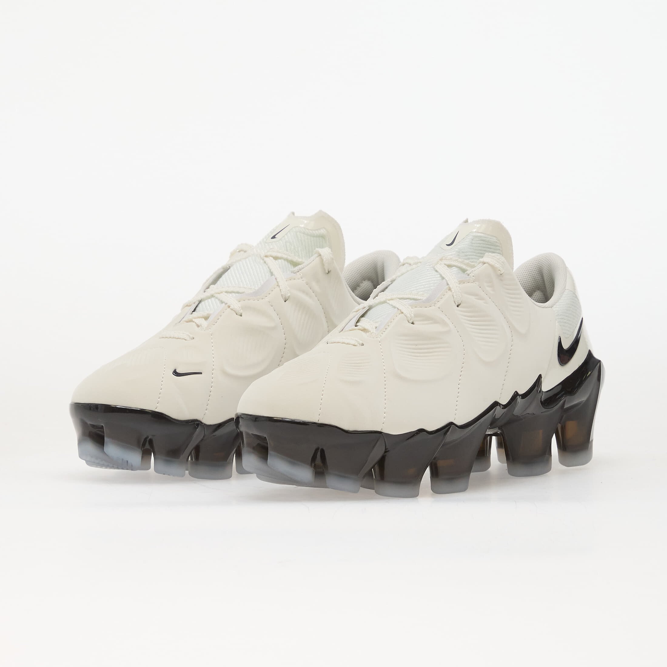 Nike Обувки First Sight Mirage Sail/ Black-Clear