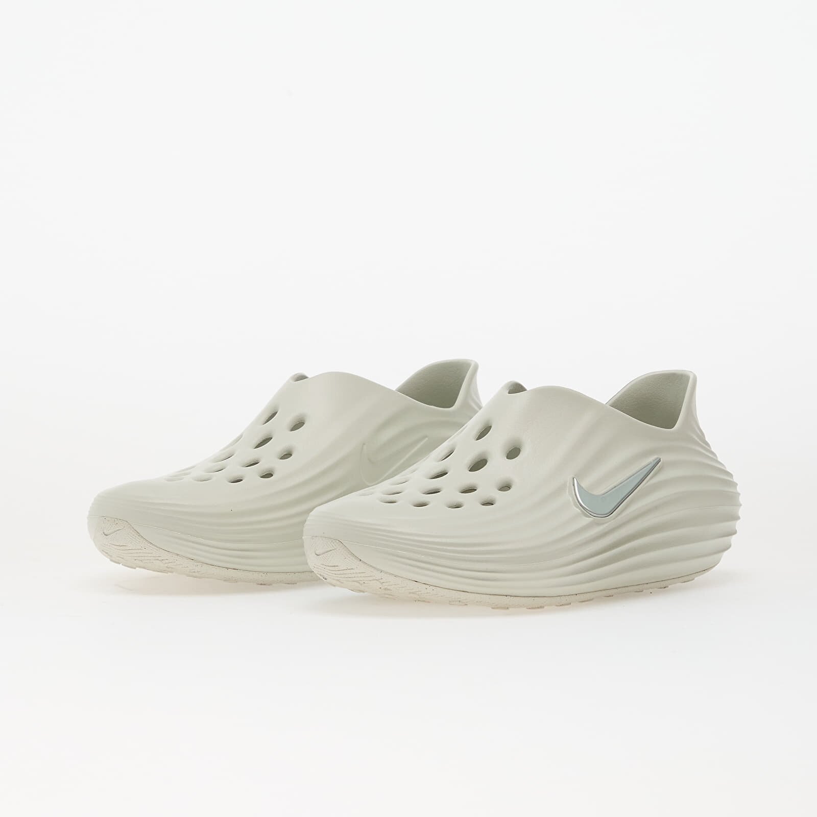 Nike Обувки ReactX Rejuven8 Spruce Aura/ Light Silver