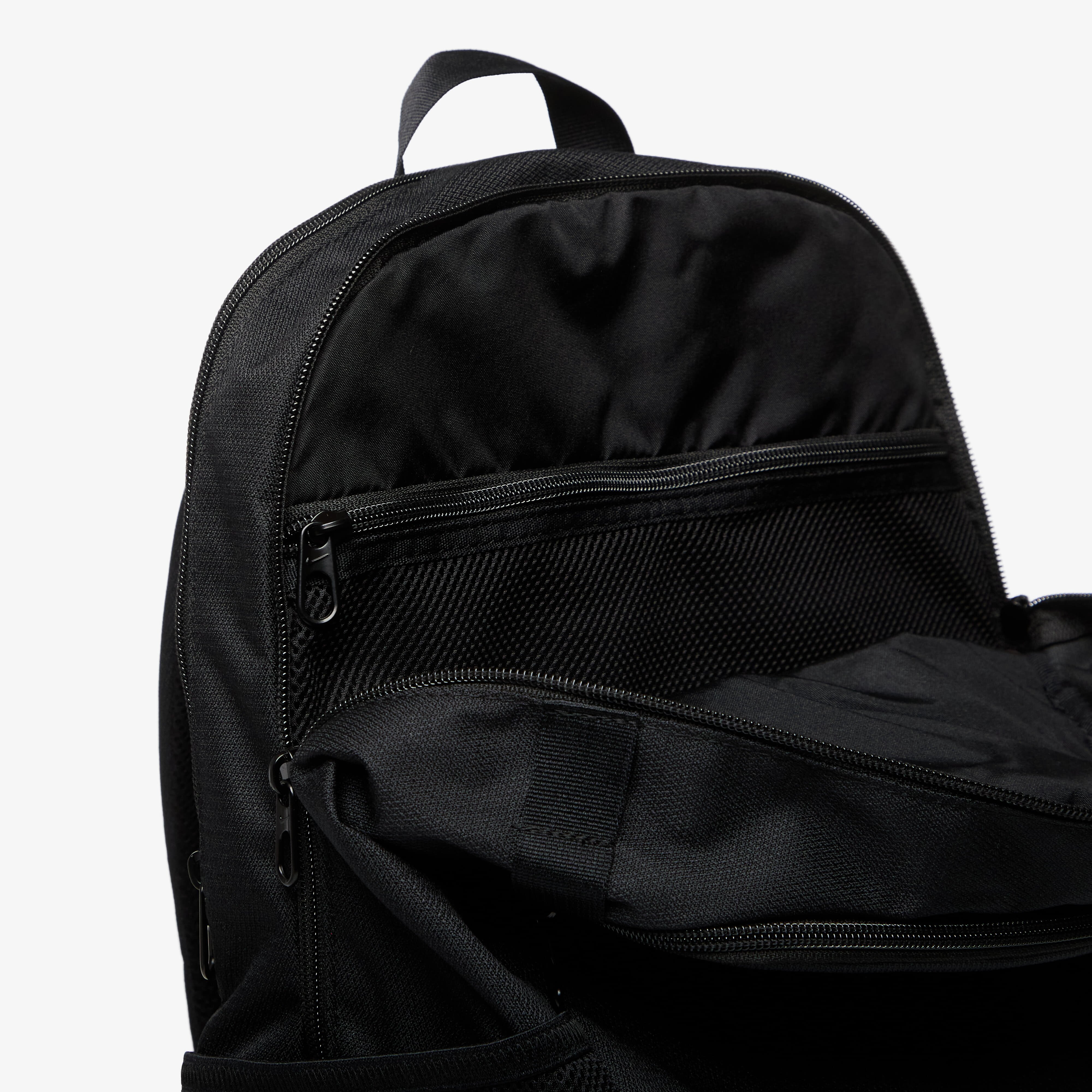 Nike Раница Brasilia Backpack Medium 24L Black/ Black/ White