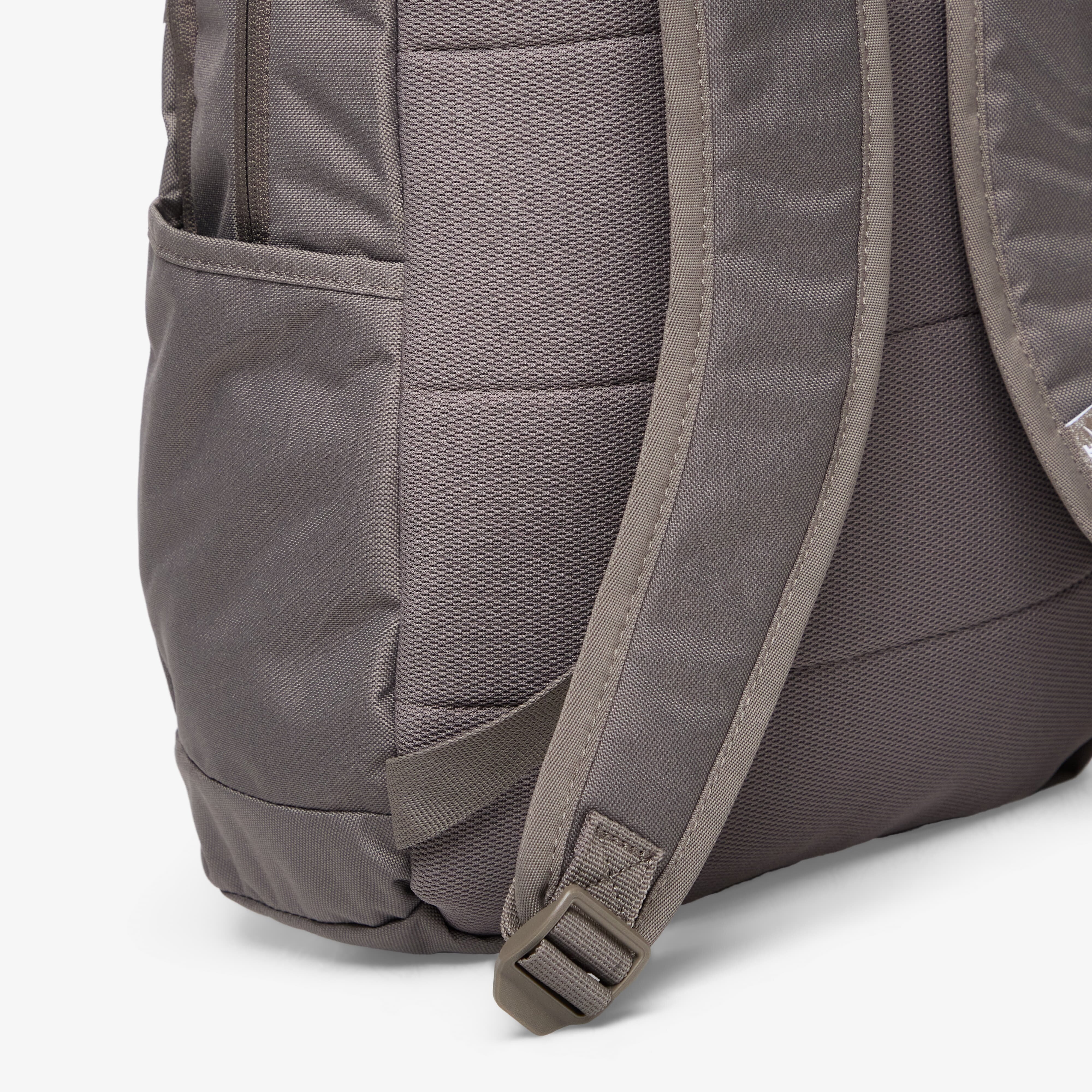Nike Раница Elemental Backpack (21L) Cave Stone/ Cave Stone/ White