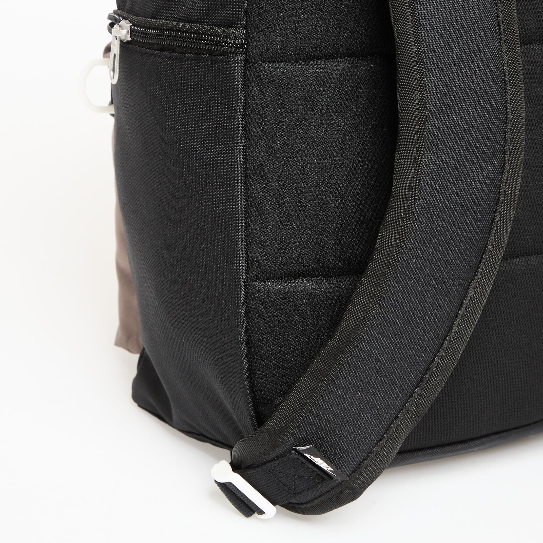 Nike Раница Heritage 2.0 Color-Block Backpack 23L Black/ Ironstone/ Sail