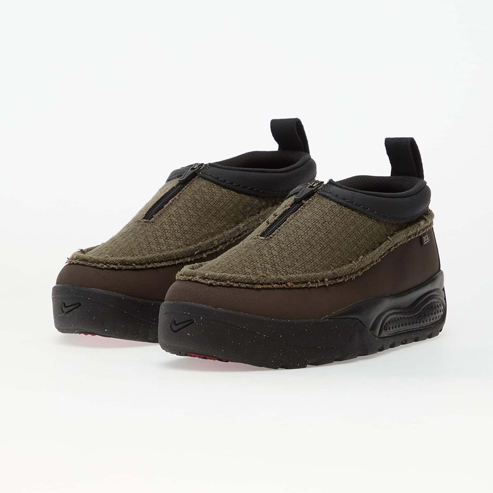 Nike Сникърси Acg Izy Black/ Medium Olive-Dark Chocolate