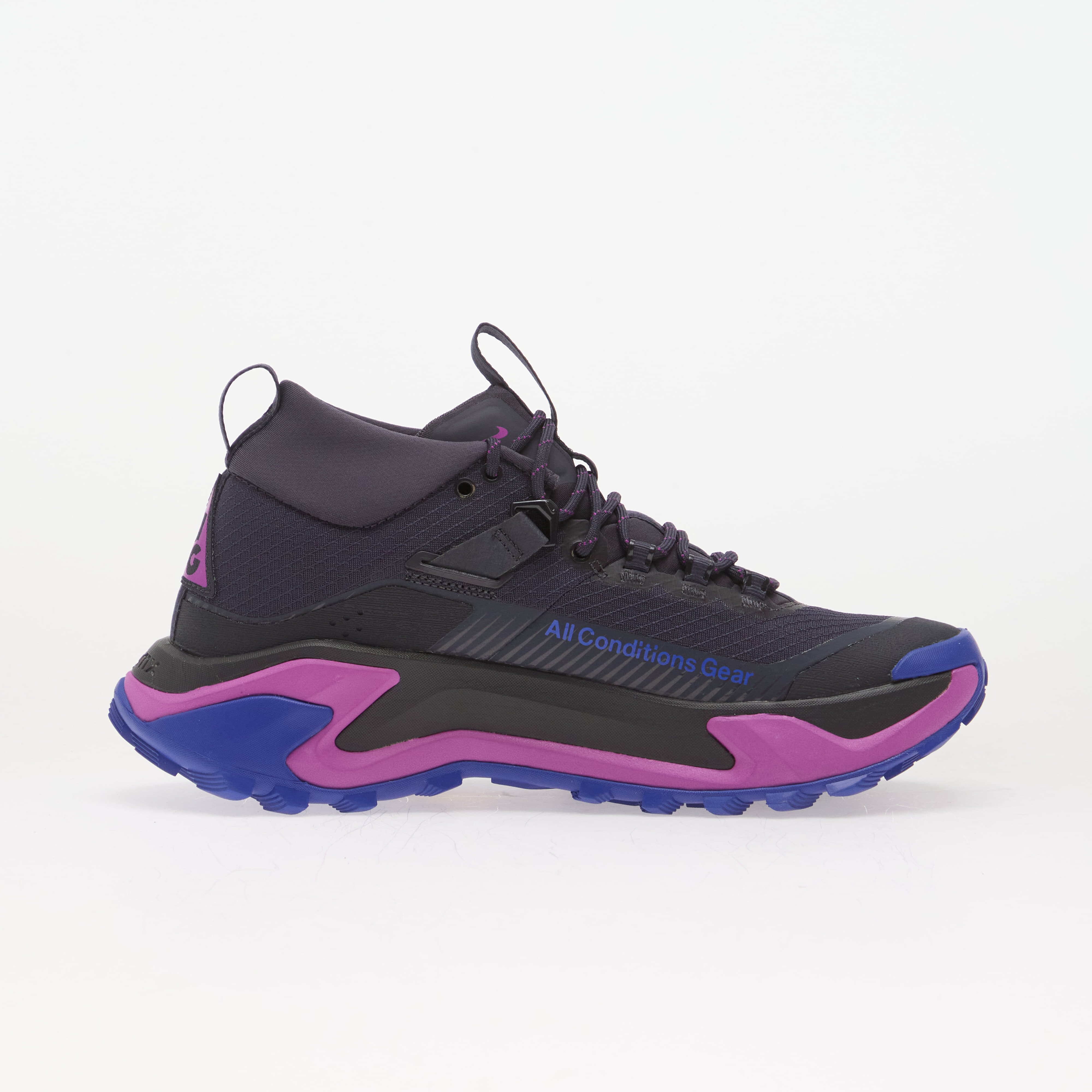 Nike Сникърси ACG Zegama Hike Gridiron/ Purple Dynasty-Vivid Purple