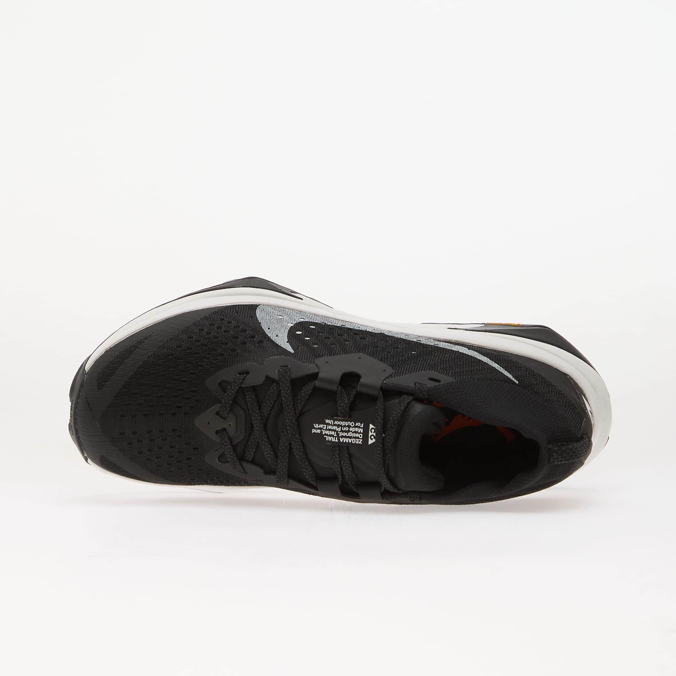 Nike Сникърси ACG Zegama Trail Black/ Summit White-Safety Orange