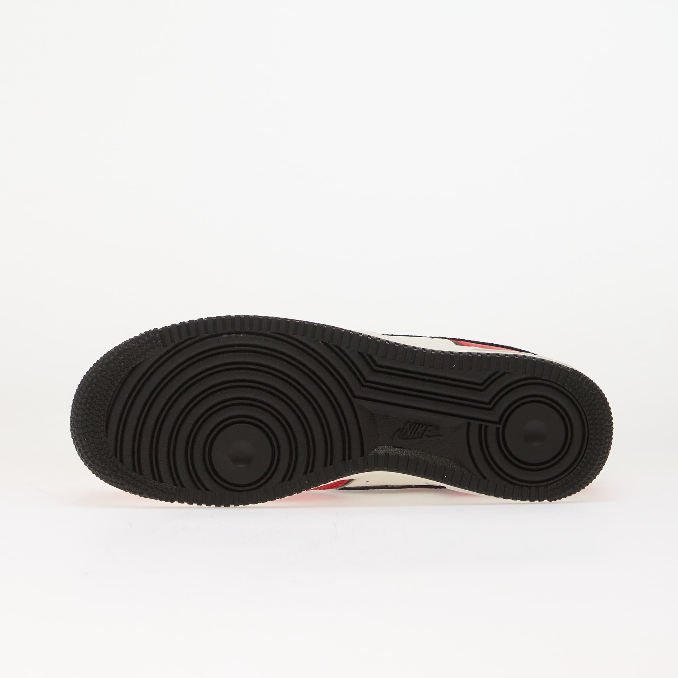 Nike Сникърси Air Force 1 '07 LV8 University Red/ Black-Sail