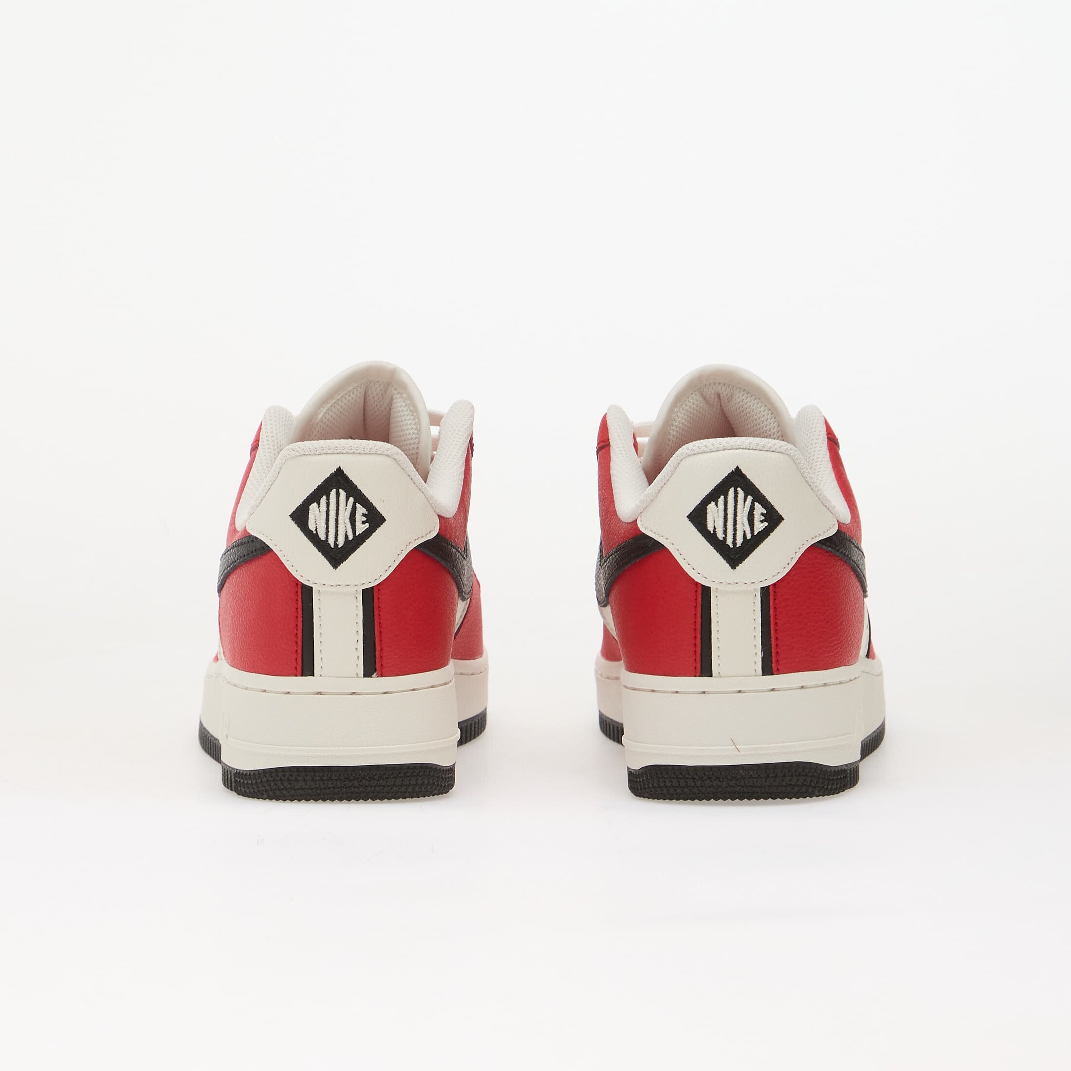 Nike Сникърси Air Force 1 '07 LV8 University Red/ Black-Sail