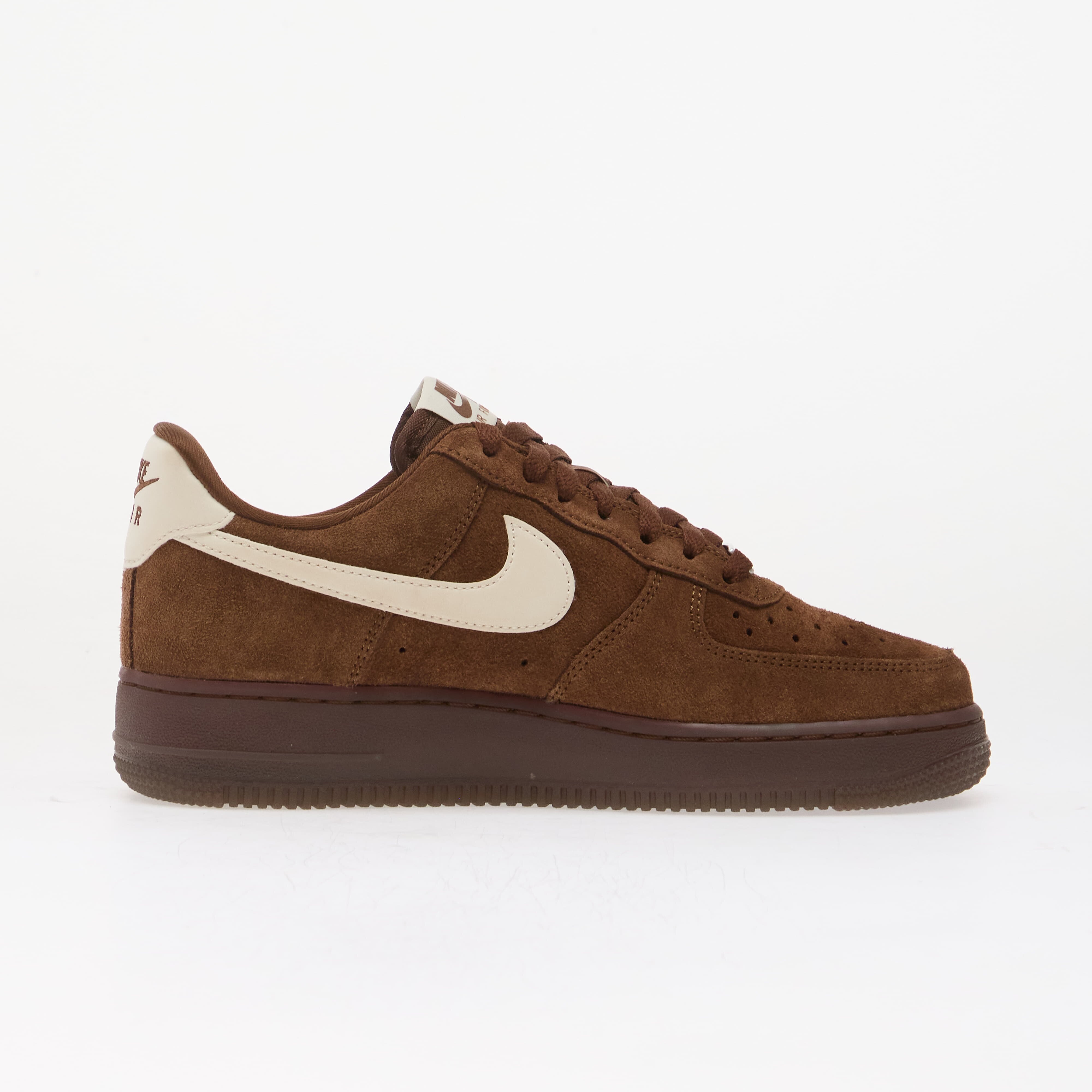 Nike Сникърси Air Force 1 '07 Suede Cacao Wow/ Soft Pearl-Team Green