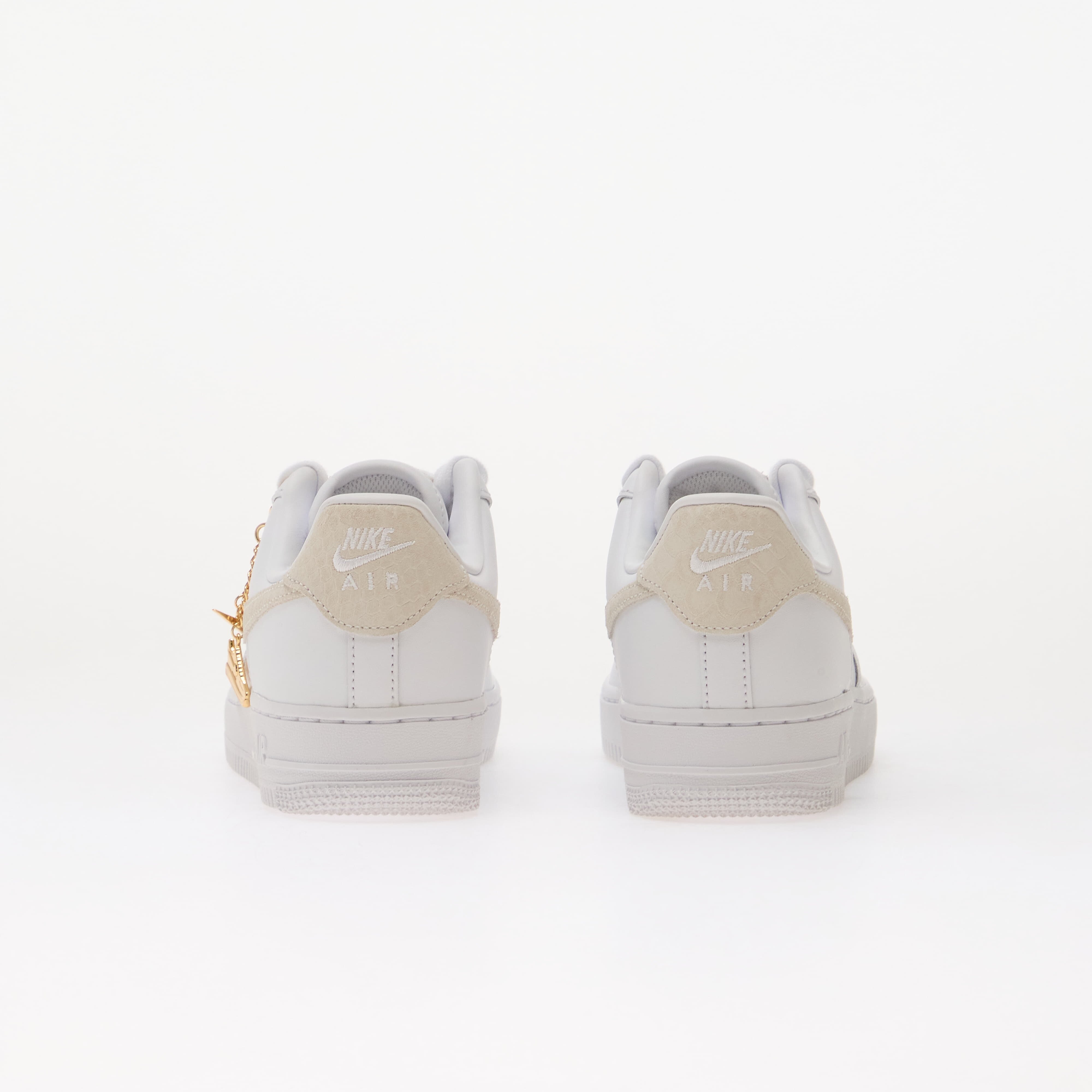 Nike Сникърси Air Force 1 '07 White/ White-Metallic Gold