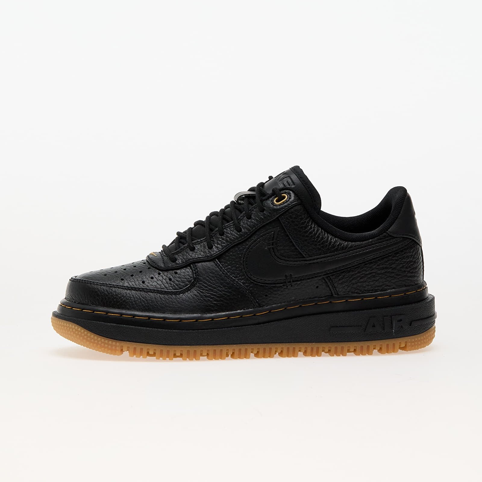 Nike Сникърси Air Force 1 Luxe Black/ Black-Bucktan-Gum Yellow