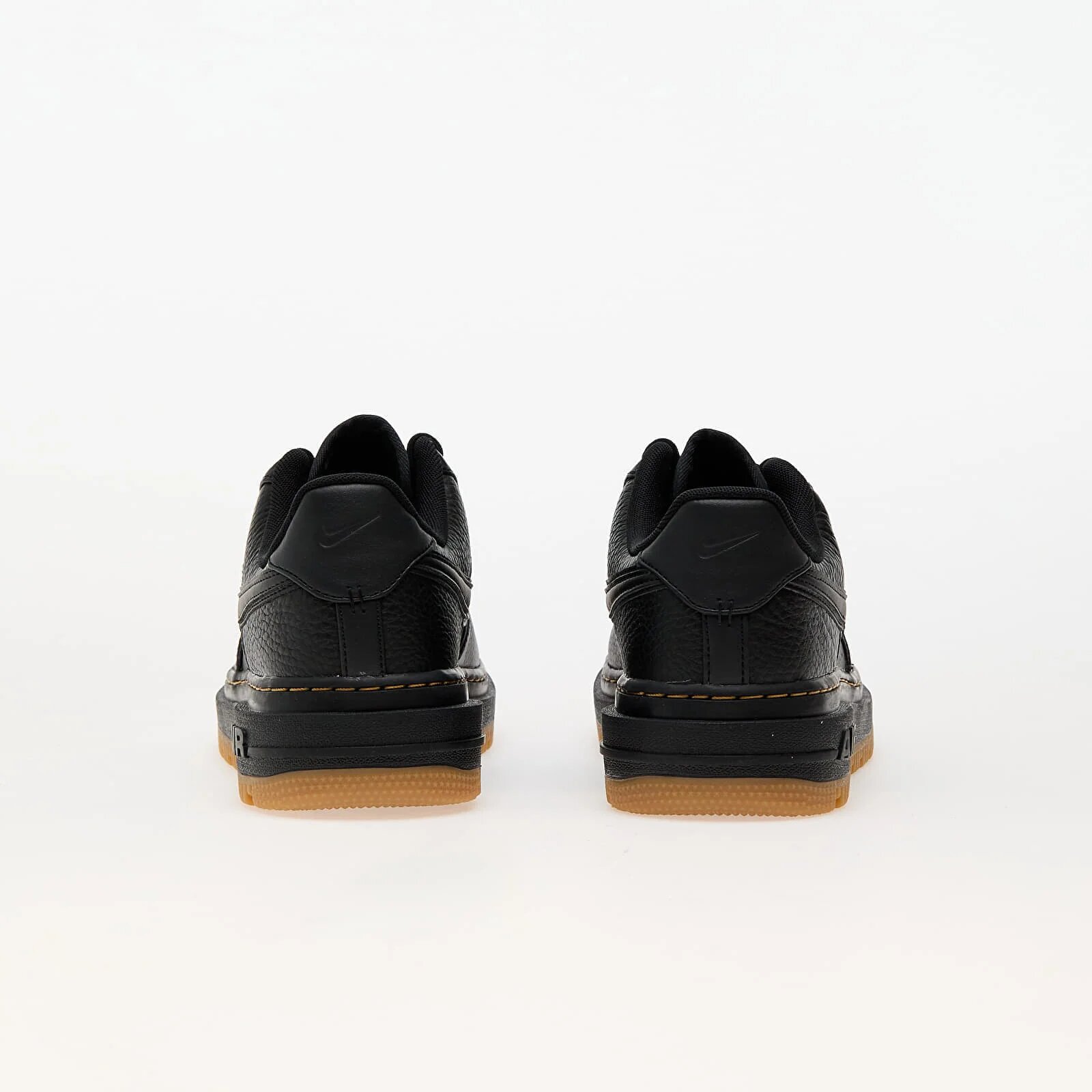 Nike Сникърси Air Force 1 Luxe Black/ Black-Bucktan-Gum Yellow