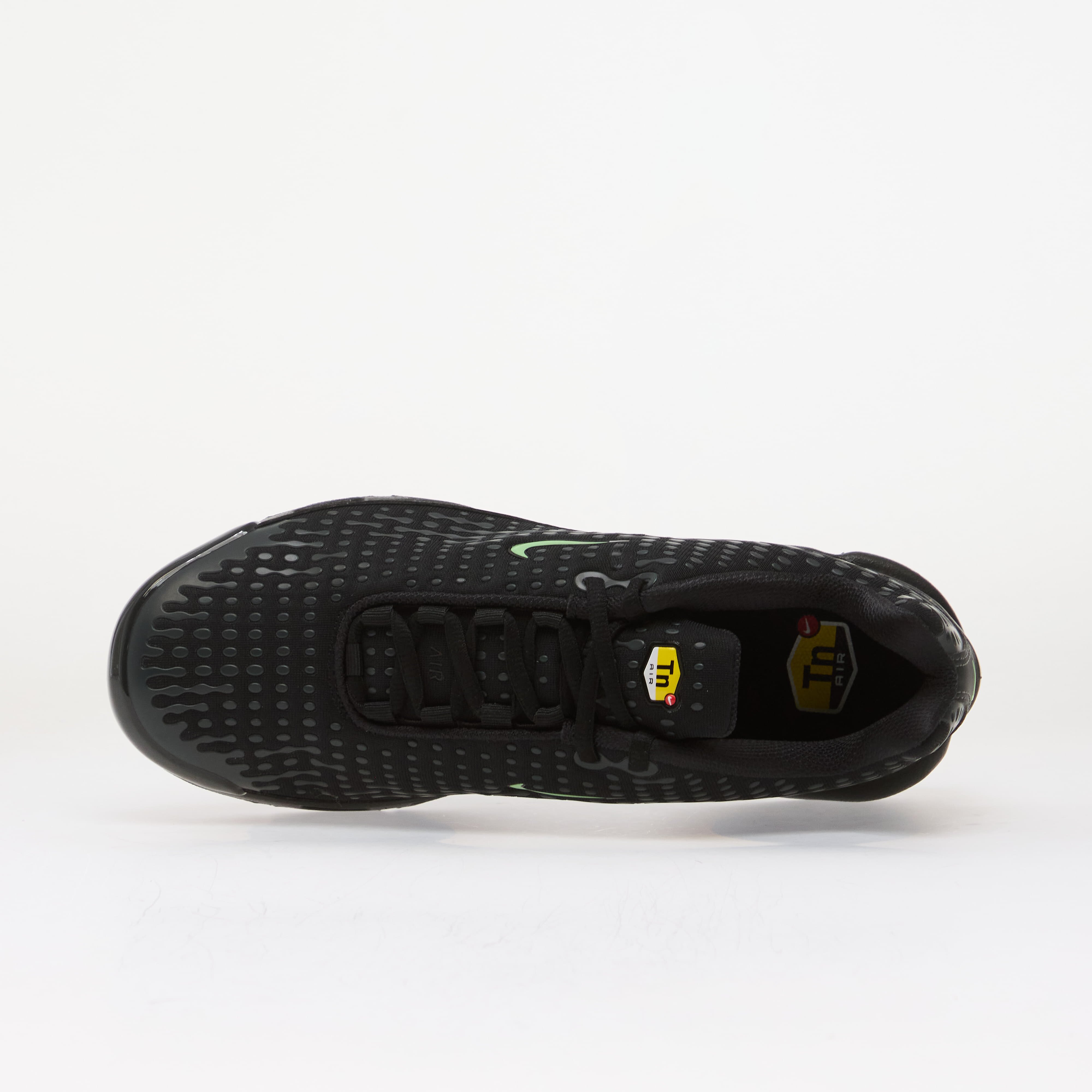 Nike Сникърси Air Max Plus TN VII Black/ Illusion Green-Dk Smoke Grey