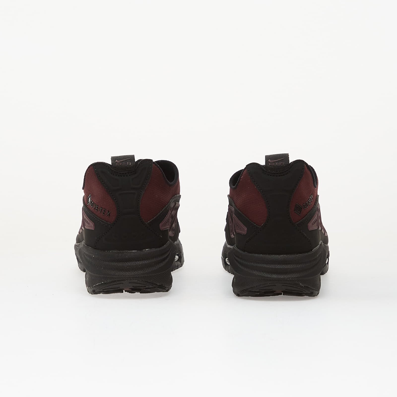 Nike Сникърси Air Max Sndr Gtx Burgundy Crush/ Black