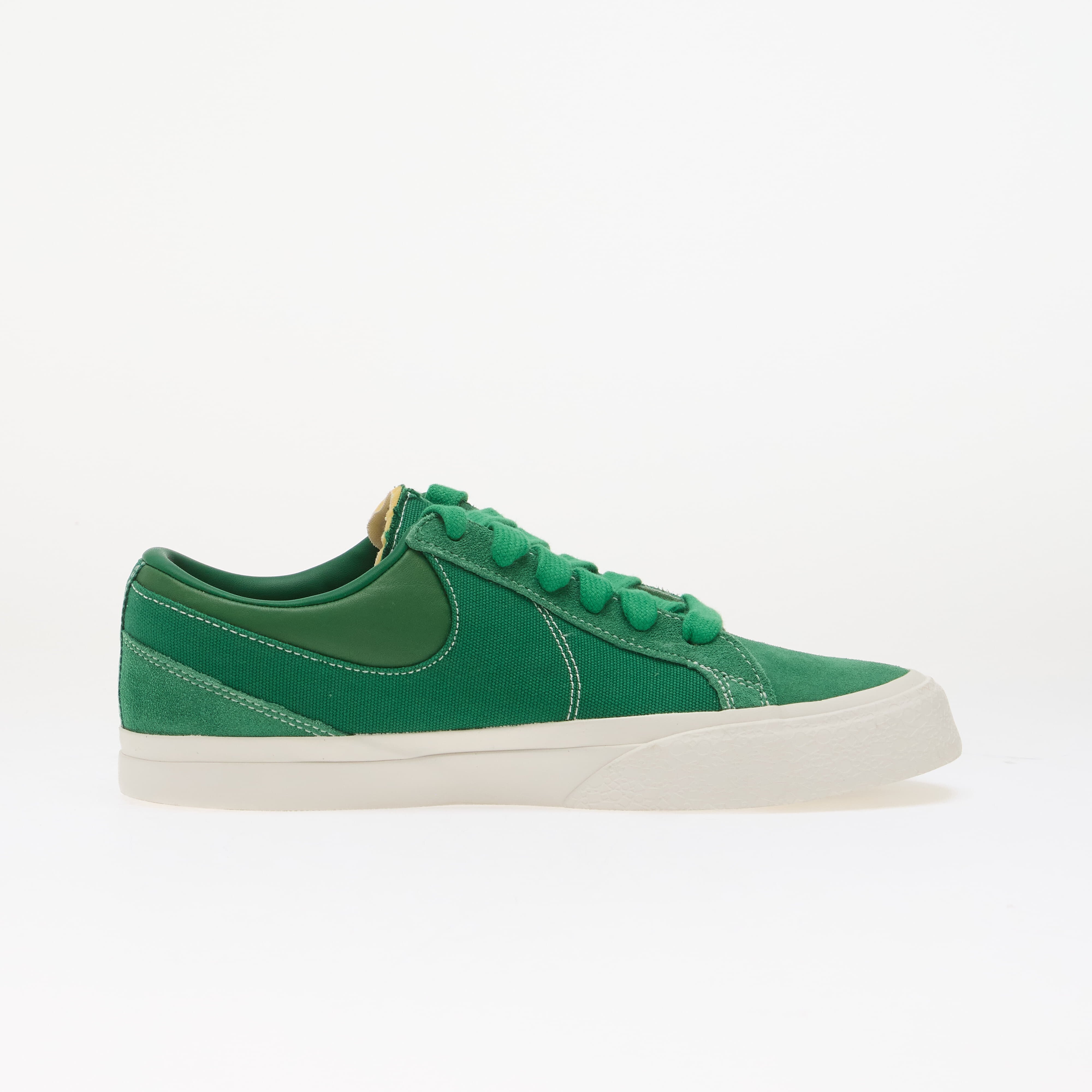 Nike Сникърси Blazy Pine Green/ Pine Green-Sail-White