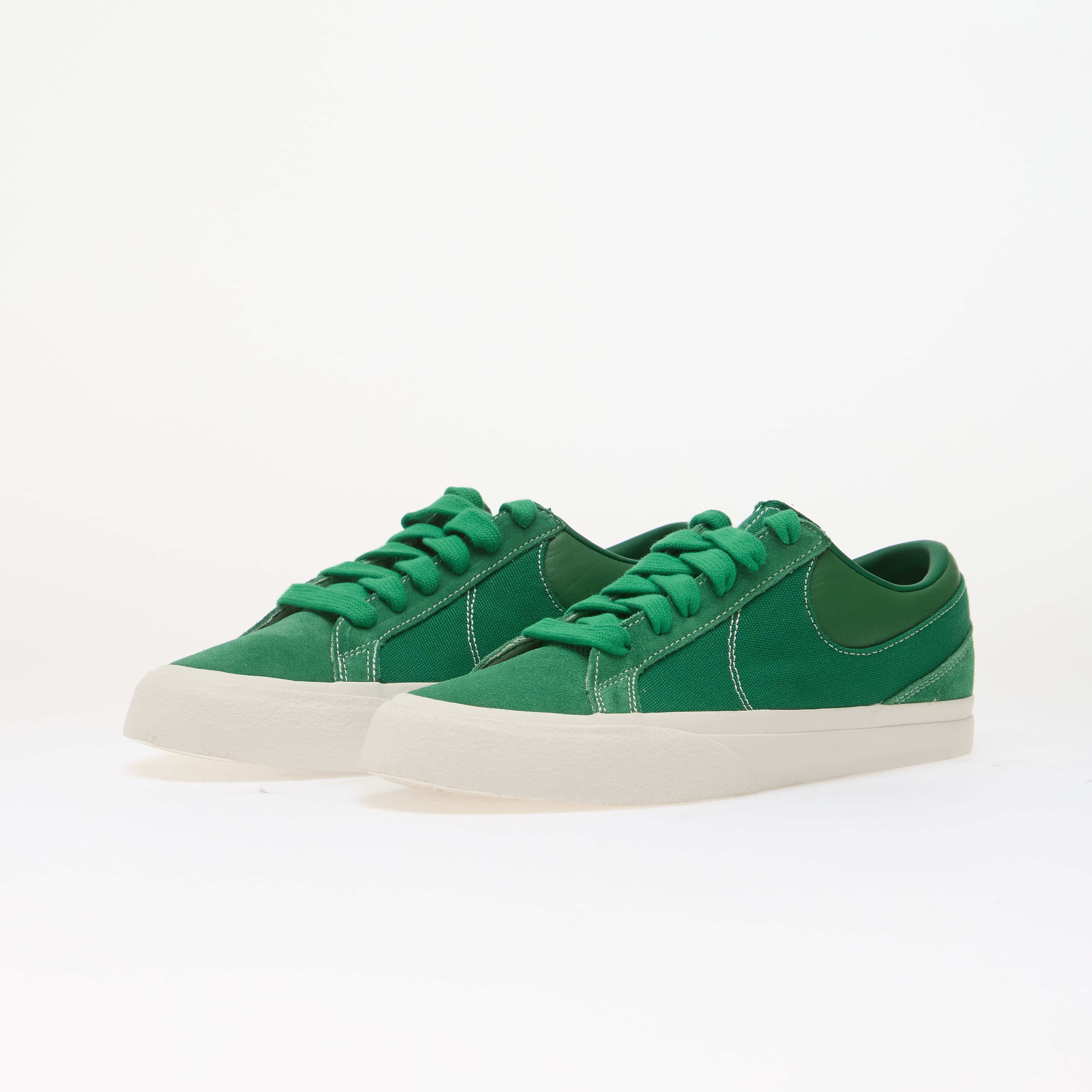 Nike Сникърси Blazy Pine Green/ Pine Green-Sail-White