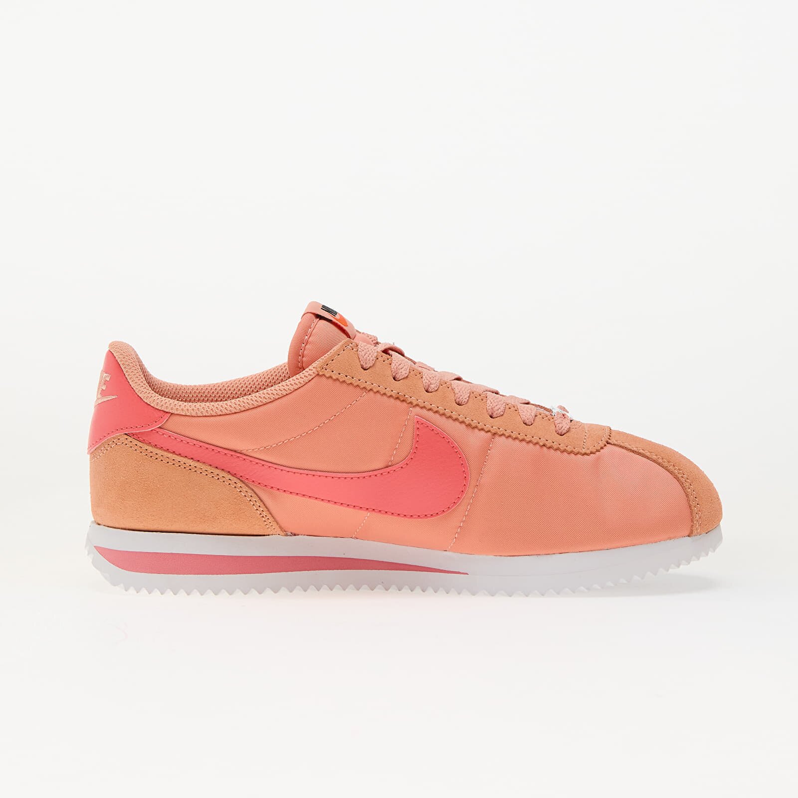 Nike Сникърси Cortez Textile Apricot Agate/ Magic Ember-White