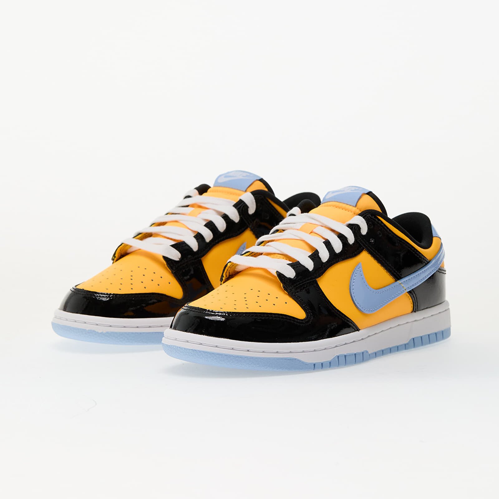 Nike Сникърси Dunk Low Retro Se Black/ Aluminum-Laser Orange-White