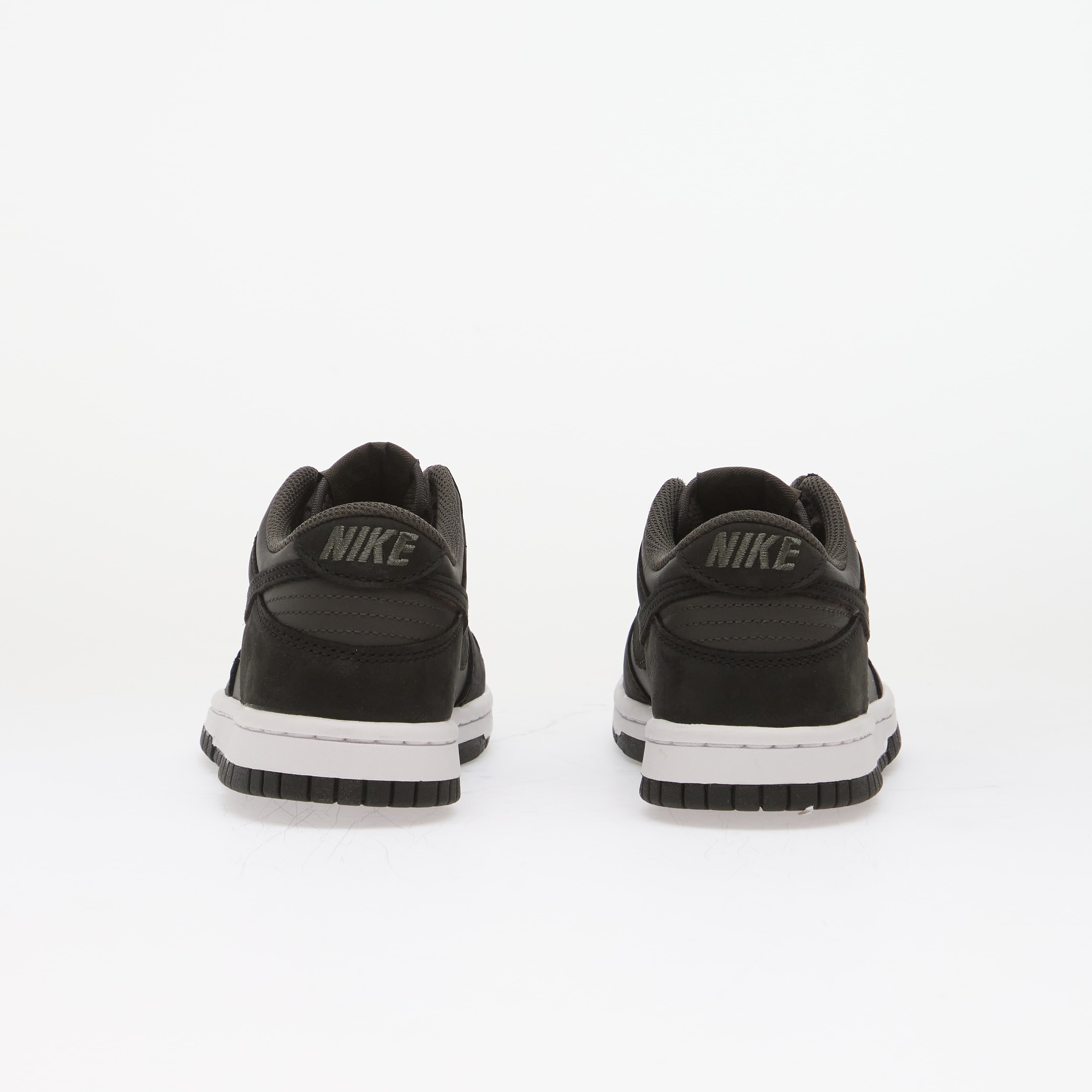Nike Сникърси Dunk Low SE Kids Medium Ash/ Black/ White