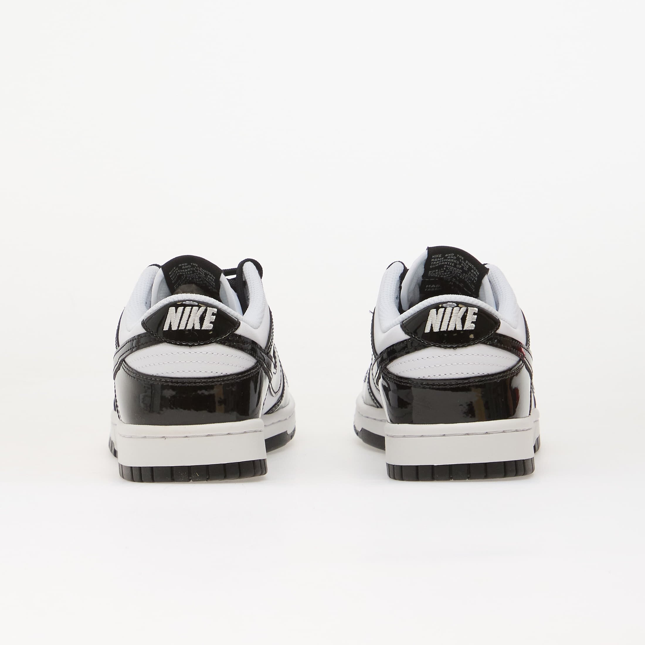 Nike Сникърси Dunk Low SE White/ Black-White-Metallic Silver
