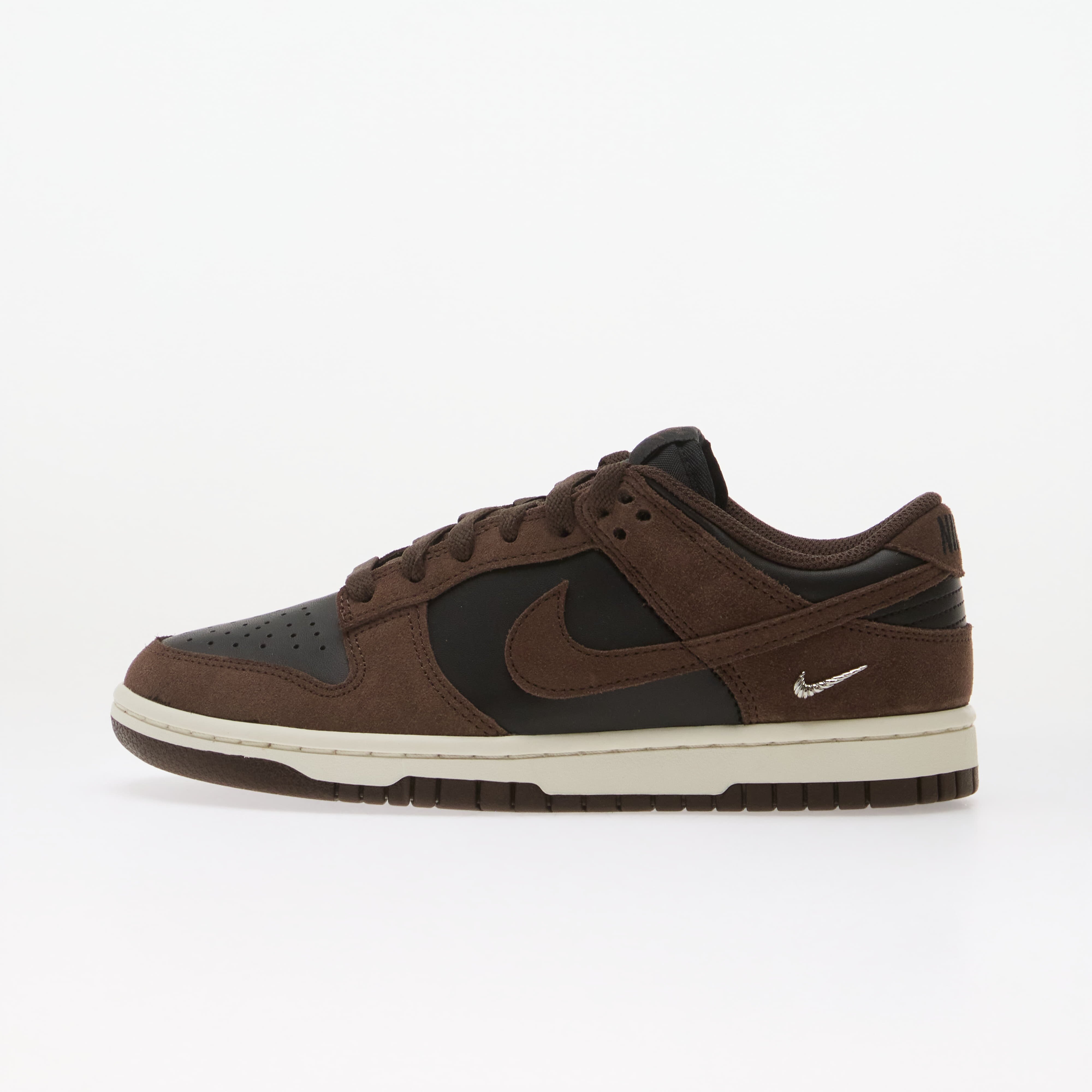 Nike Сникърси Dunk Low Suede Black/ Baroque Brown-Sail-Metallic Silver