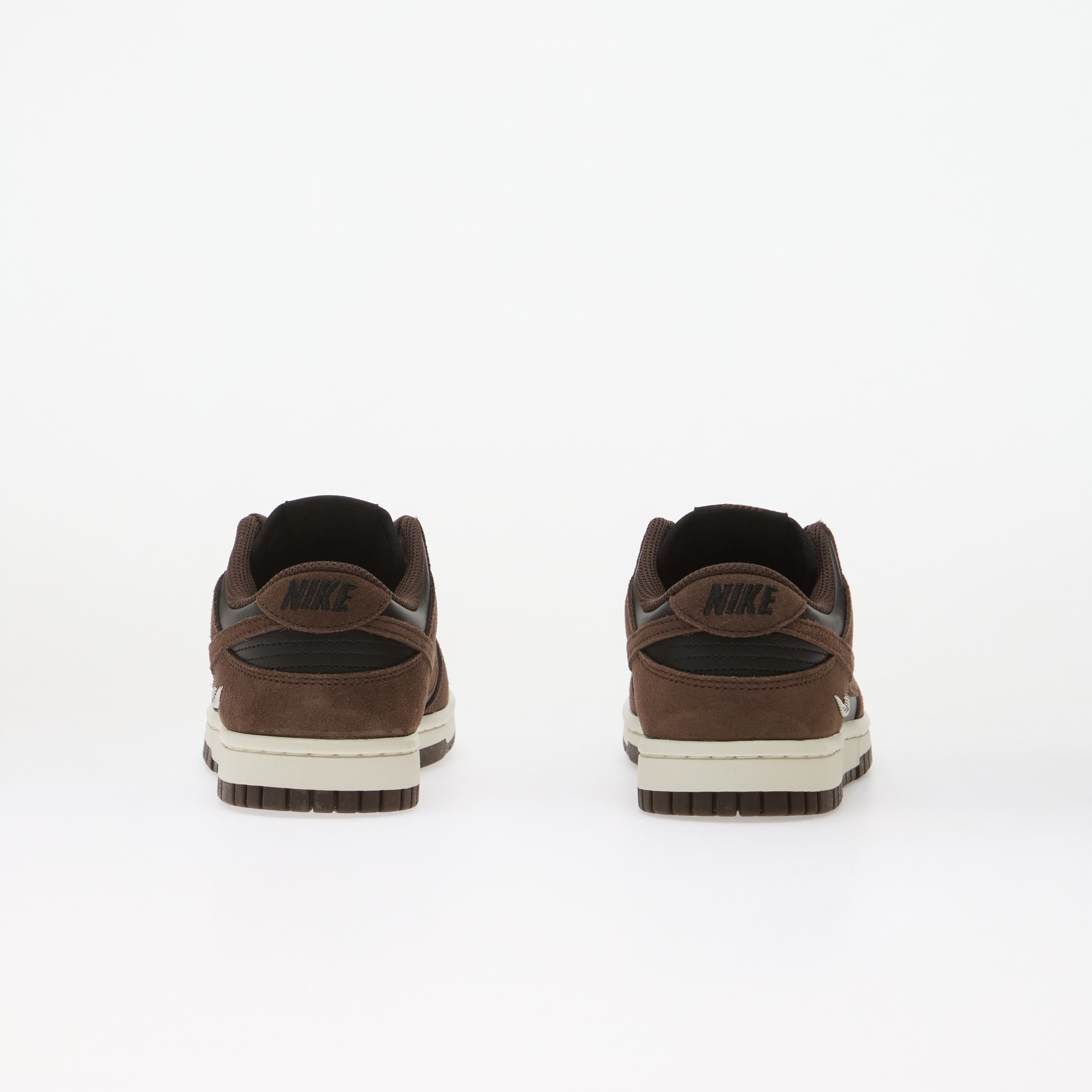 Nike Сникърси Dunk Low Suede Black/ Baroque Brown-Sail-Metallic Silver