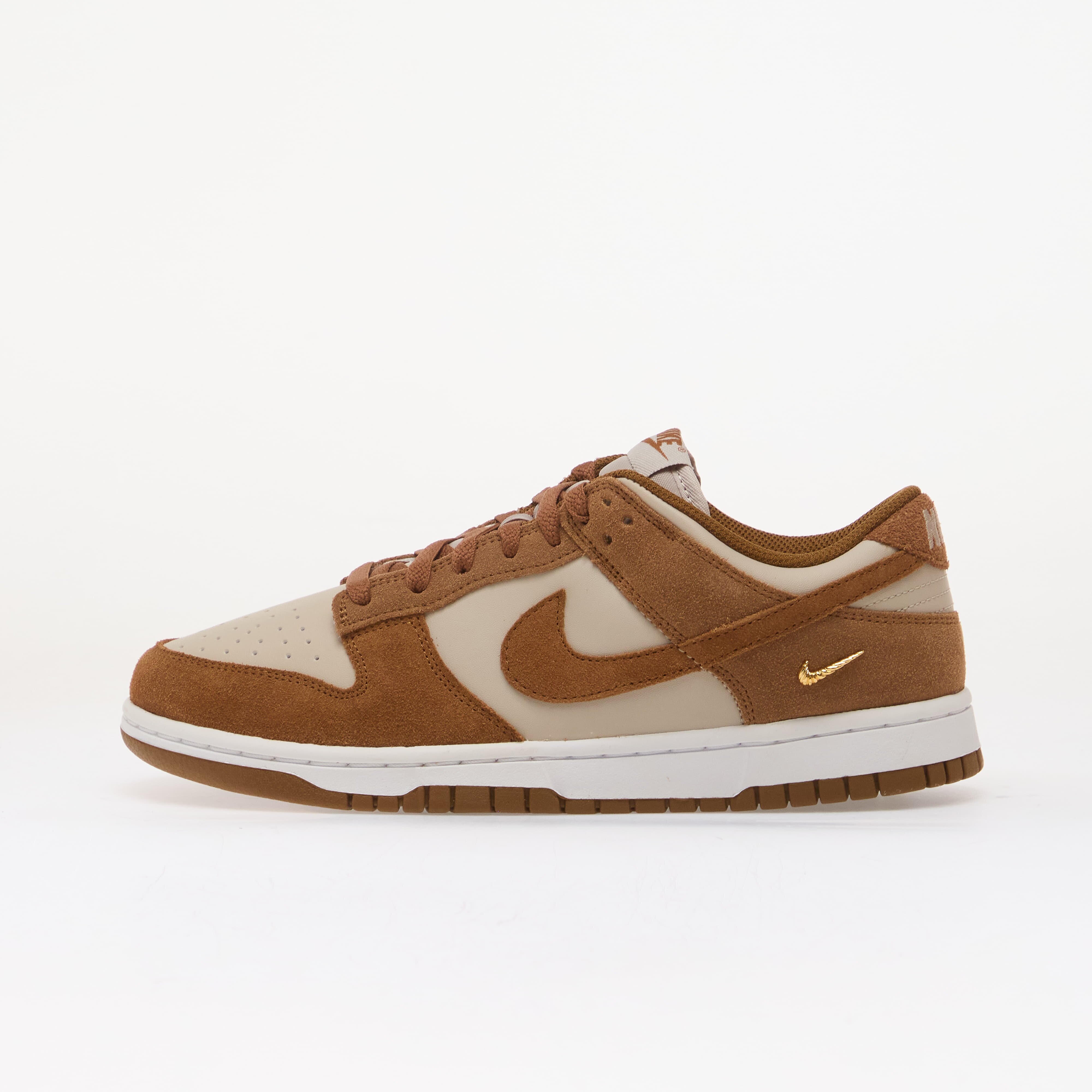 Nike Сникърси Dunk Low Suede Lt British Tan/ Lt British Tan-Cream Ii