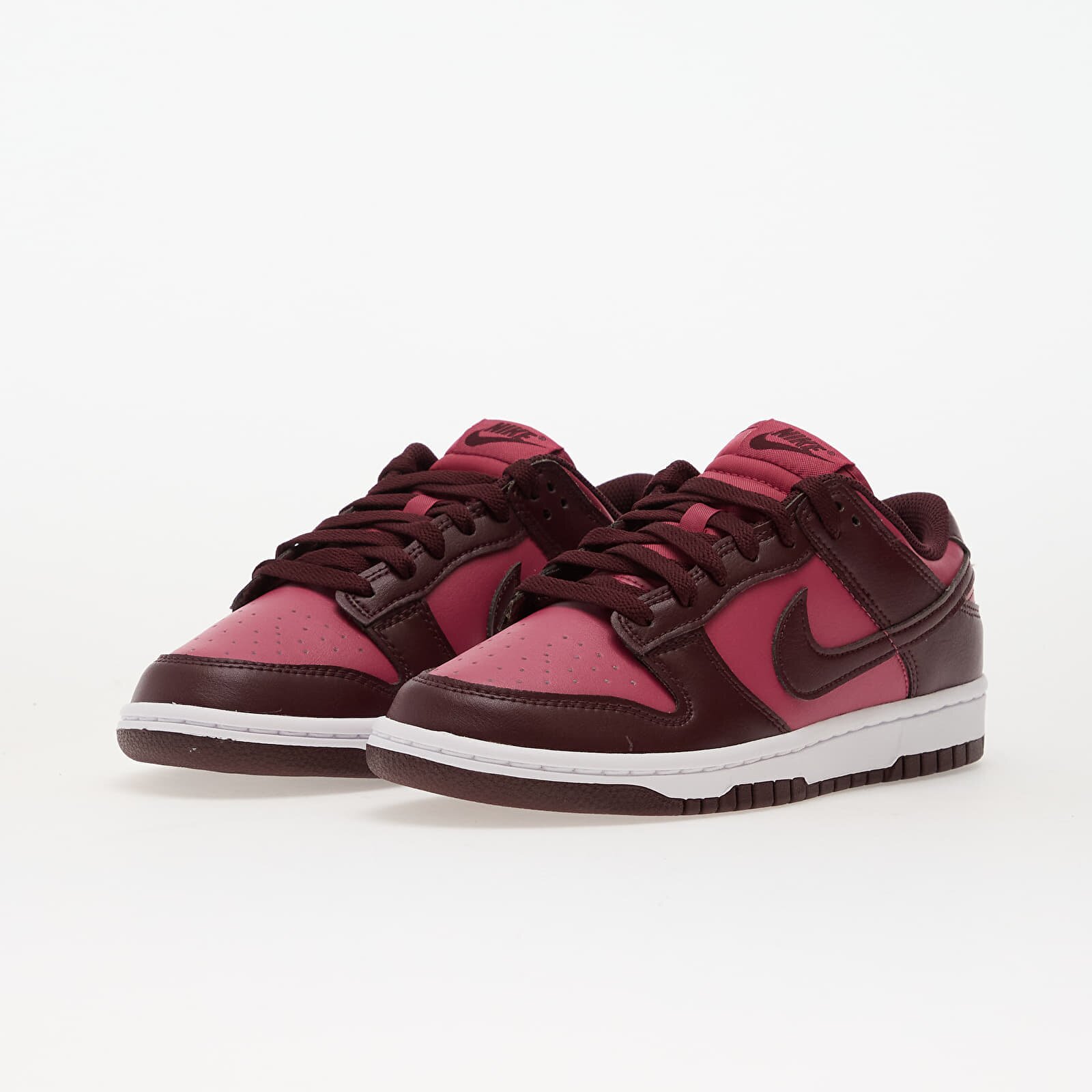 Nike Сникърси Dunk Low Sweet Beet/ Burgundy Crush-White