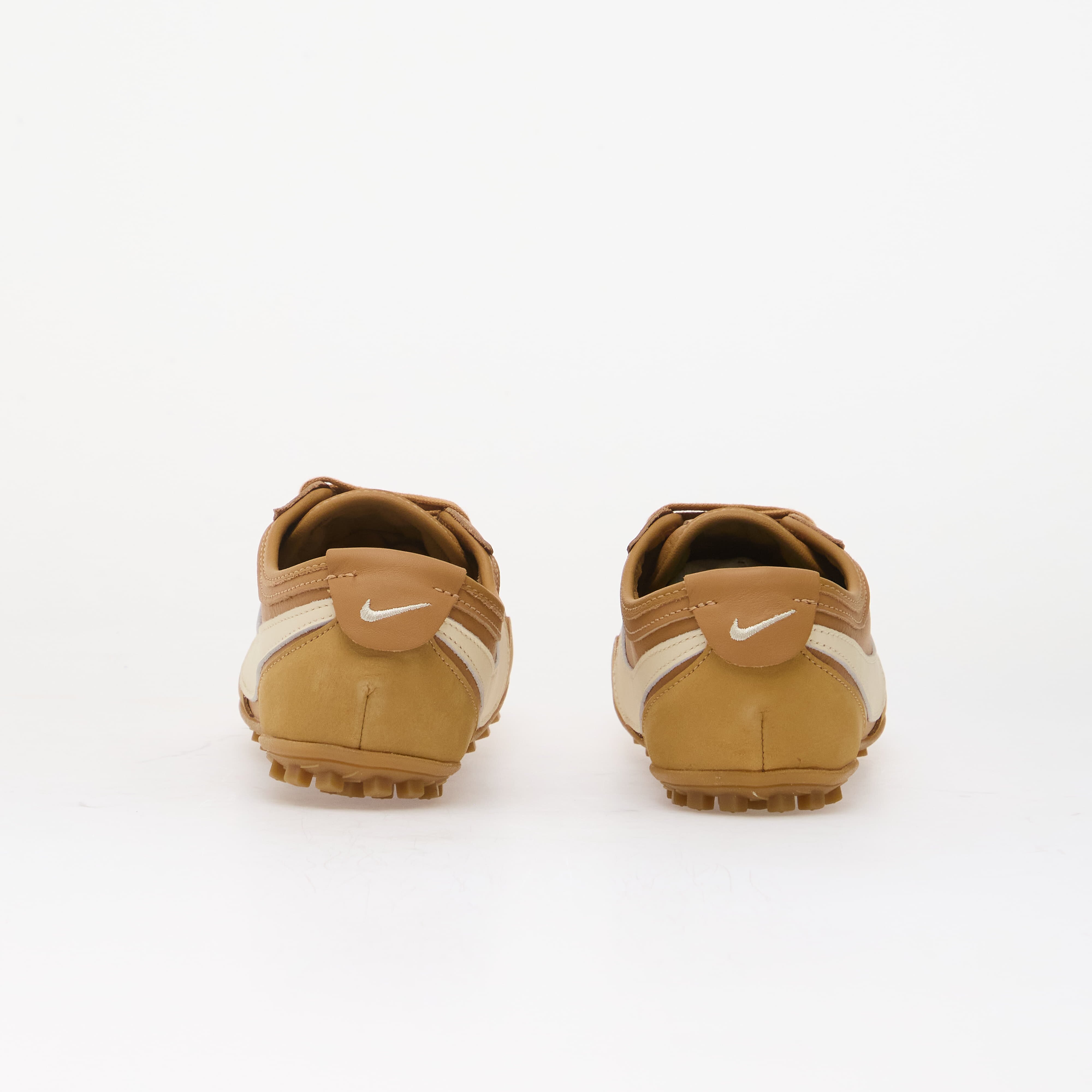Nike Сникърси Moon Flax/ Pale Ivory-Gum Medium Brown-Malachite