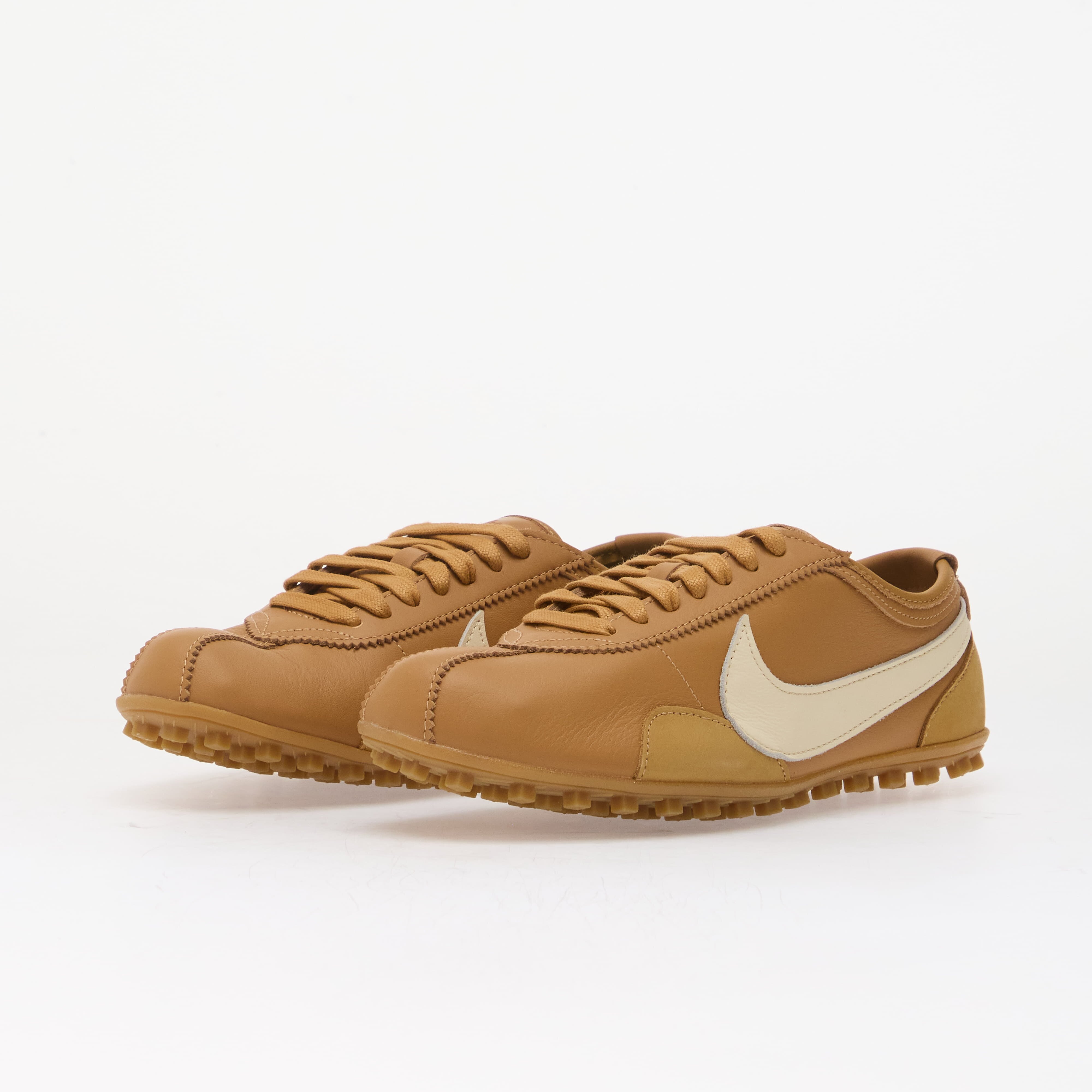 Nike Сникърси Moon Flax/ Pale Ivory-Gum Medium Brown-Malachite