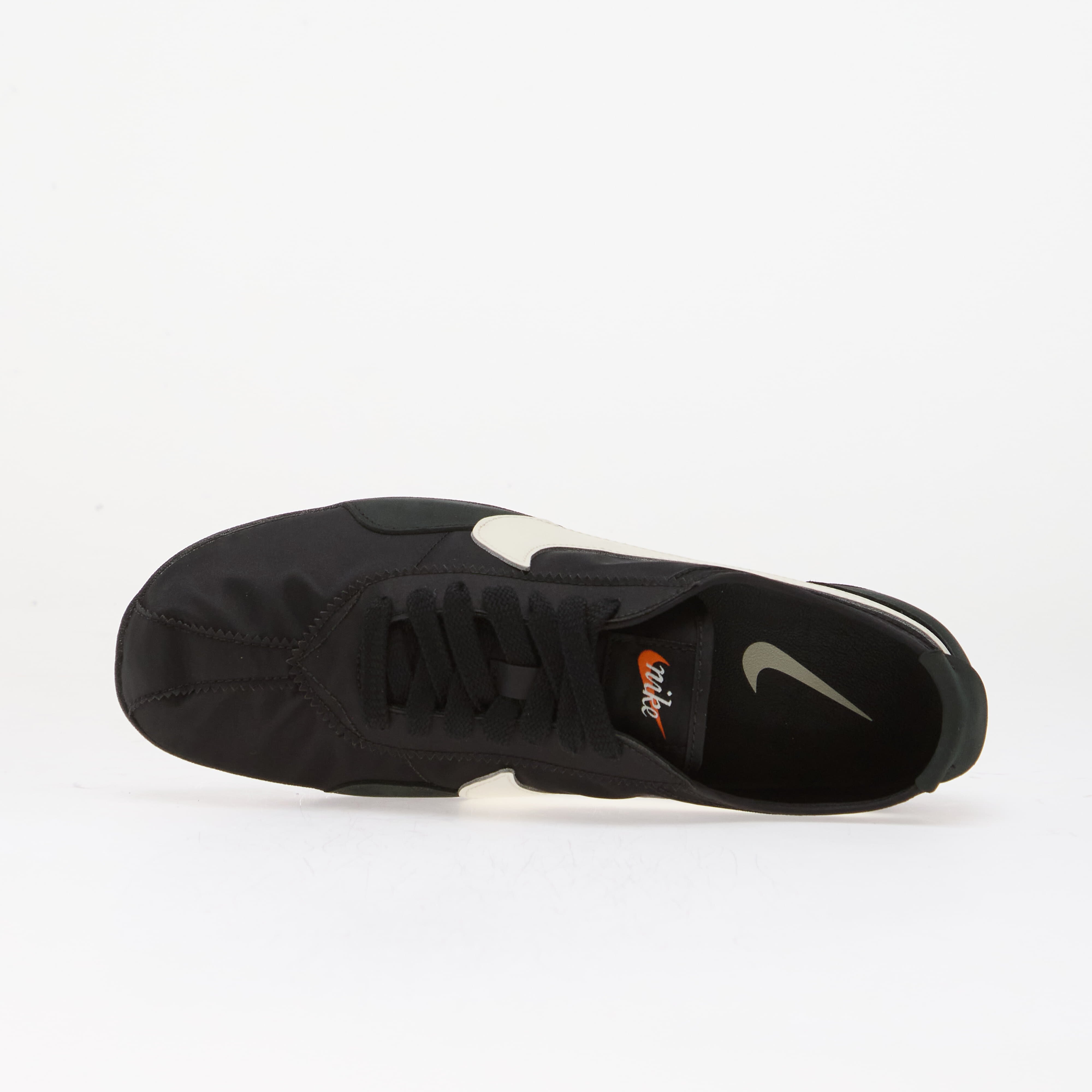 Nike Сникърси Moon Shoe OG Black/ Sail-Black-Safety Orange