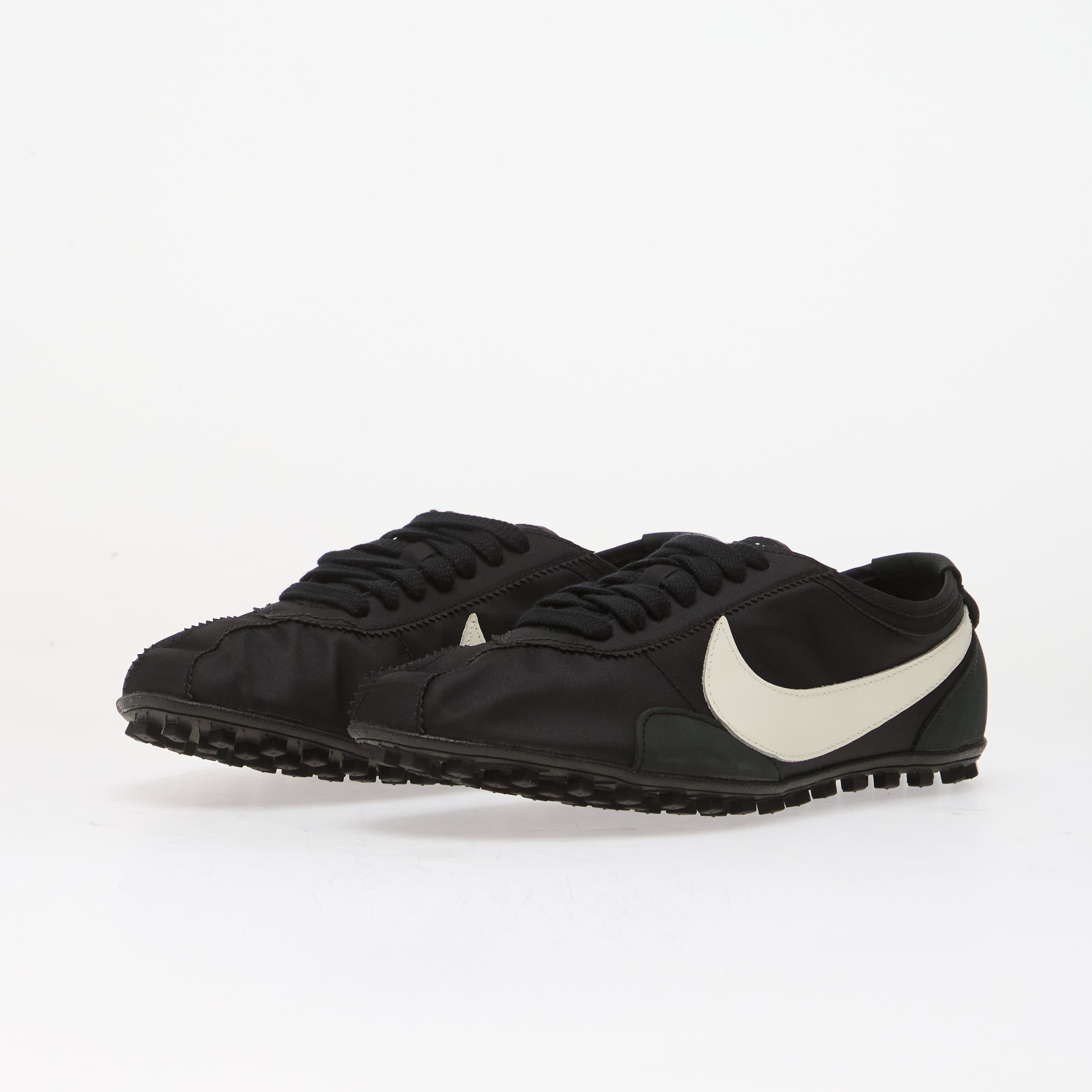 Nike Сникърси Moon Shoe OG Black/ Sail-Black-Safety Orange