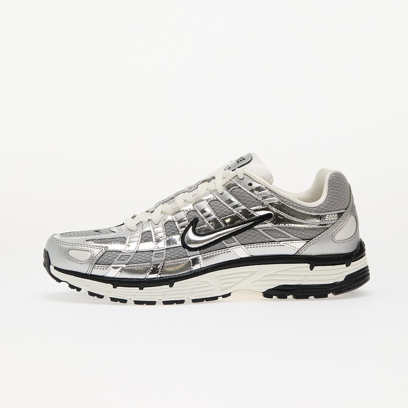 Nike Сникърси P-6000 Metallic Silver/ Metallic Silver-Sail