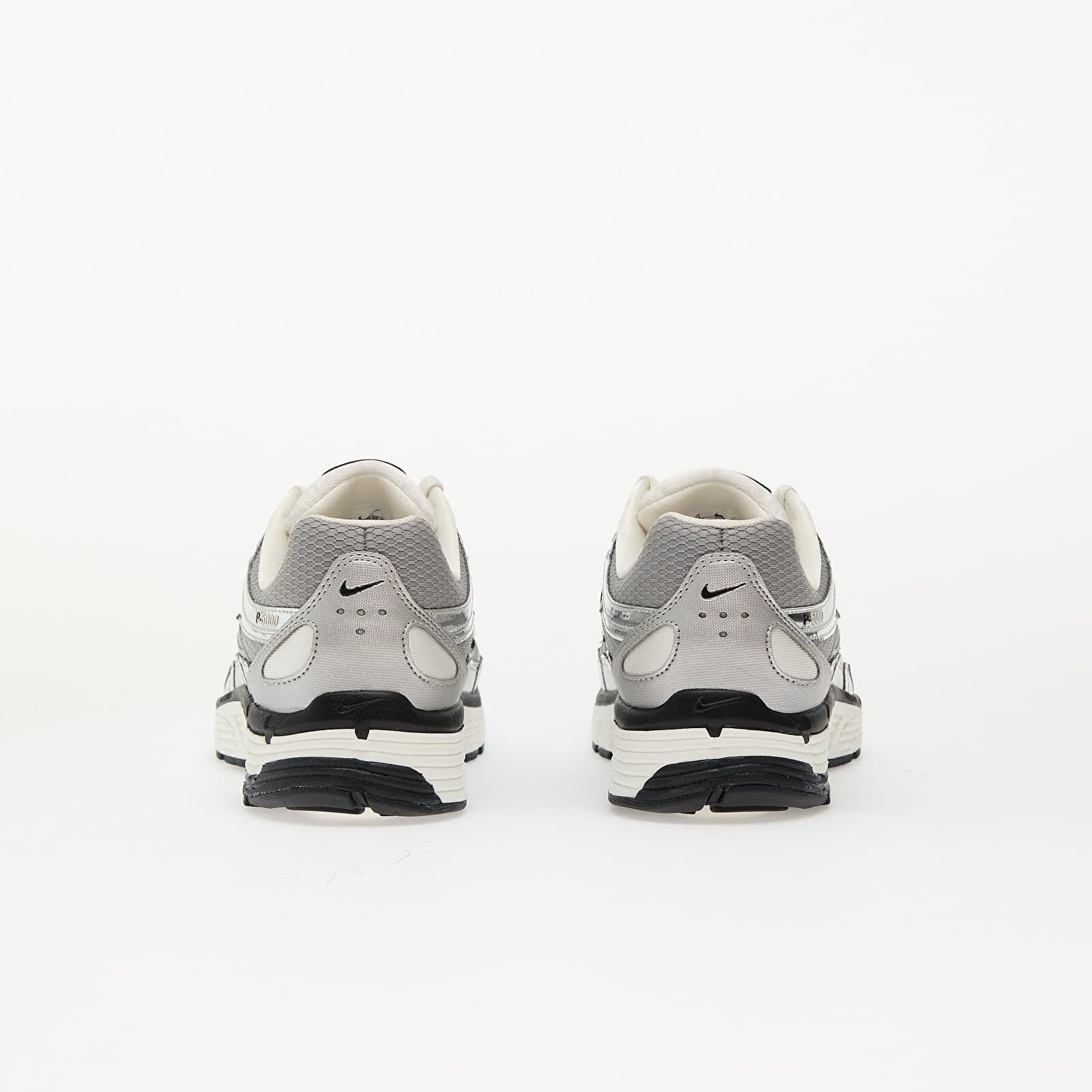 Nike Сникърси P-6000 Metallic Silver/ Metallic Silver-Sail