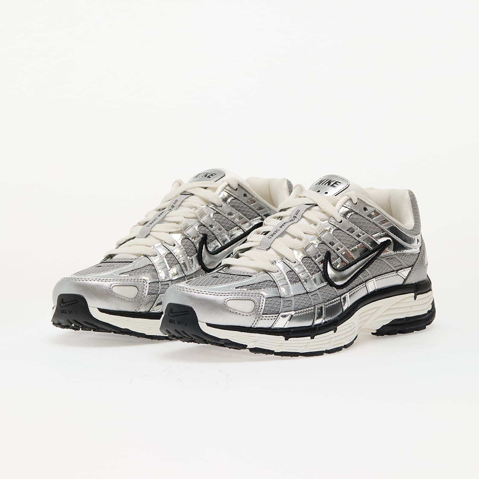 Nike Сникърси P-6000 Metallic Silver/ Metallic Silver-Sail