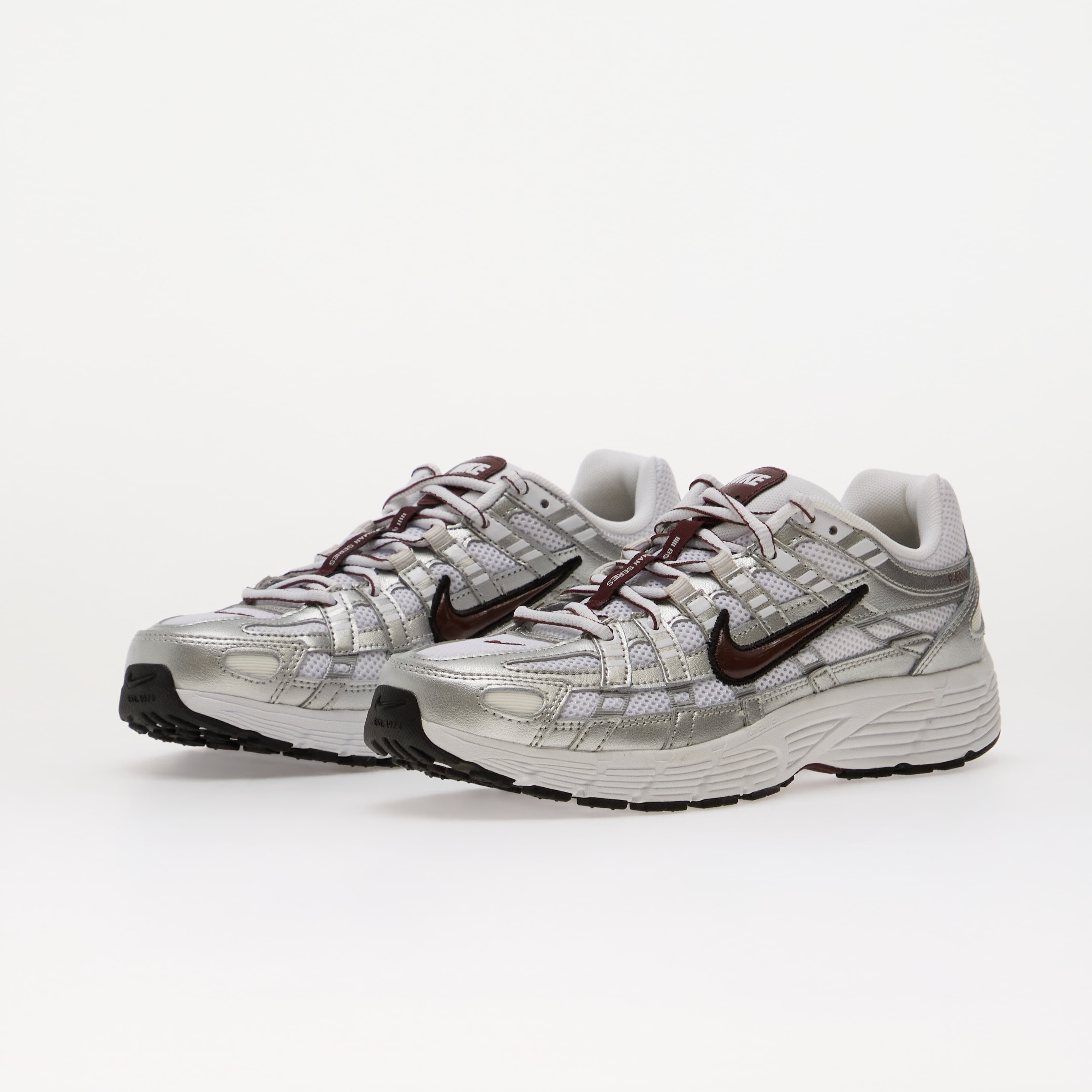 Nike Сникърси P-6000 White/ Mystic Dates-Metallic Silver-Black
