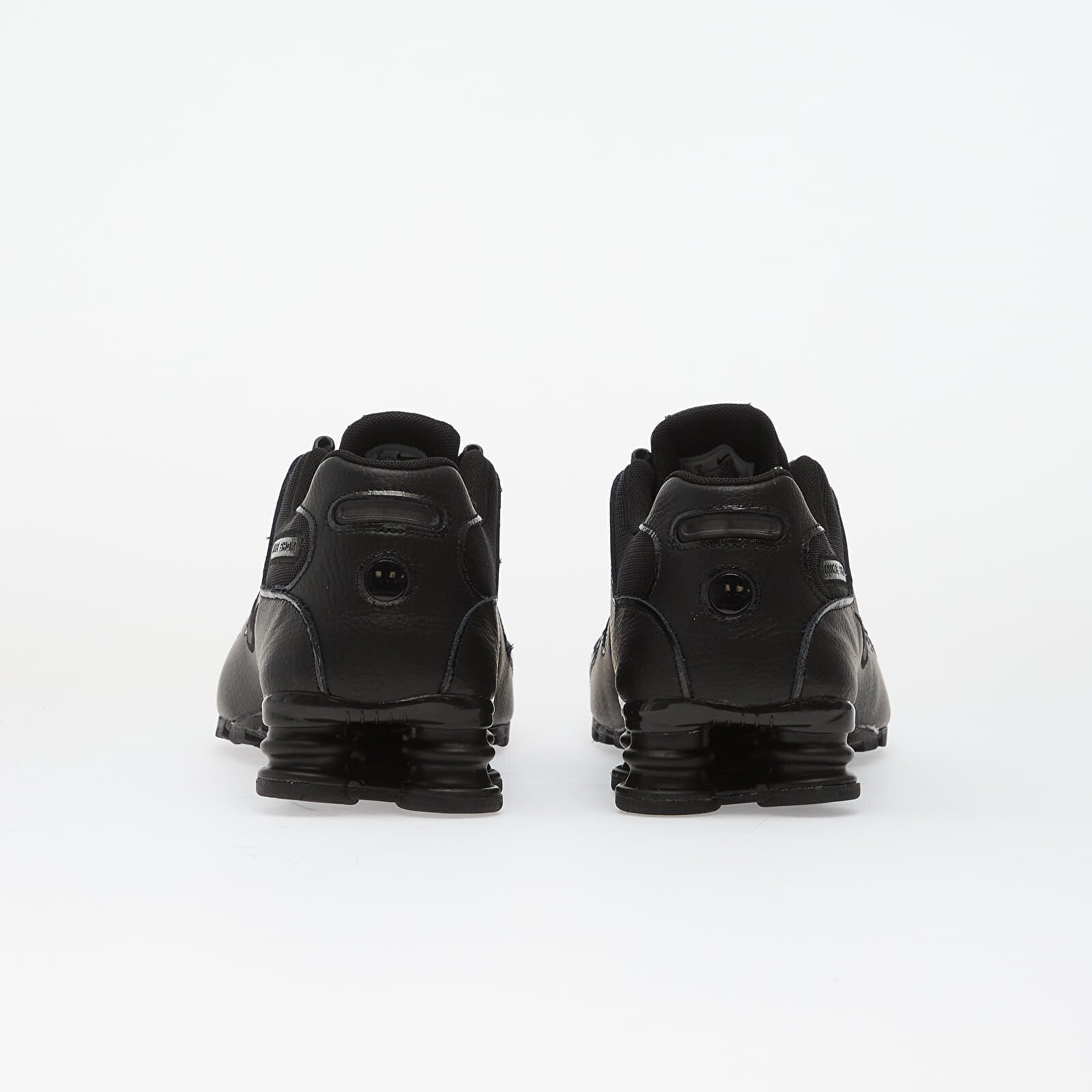 Nike Сникърси Shox Nz Black/ Black-Black