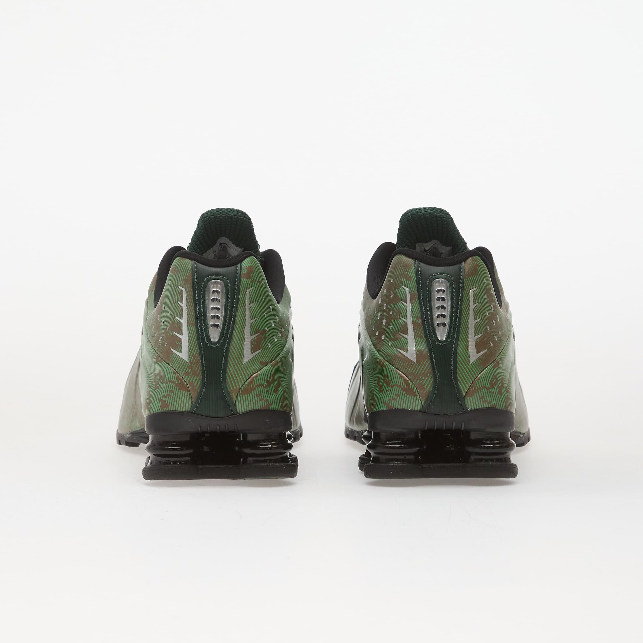 Nike Сникърси Shox R4 Sp Noble Green/ Black-Tm Kelly Green