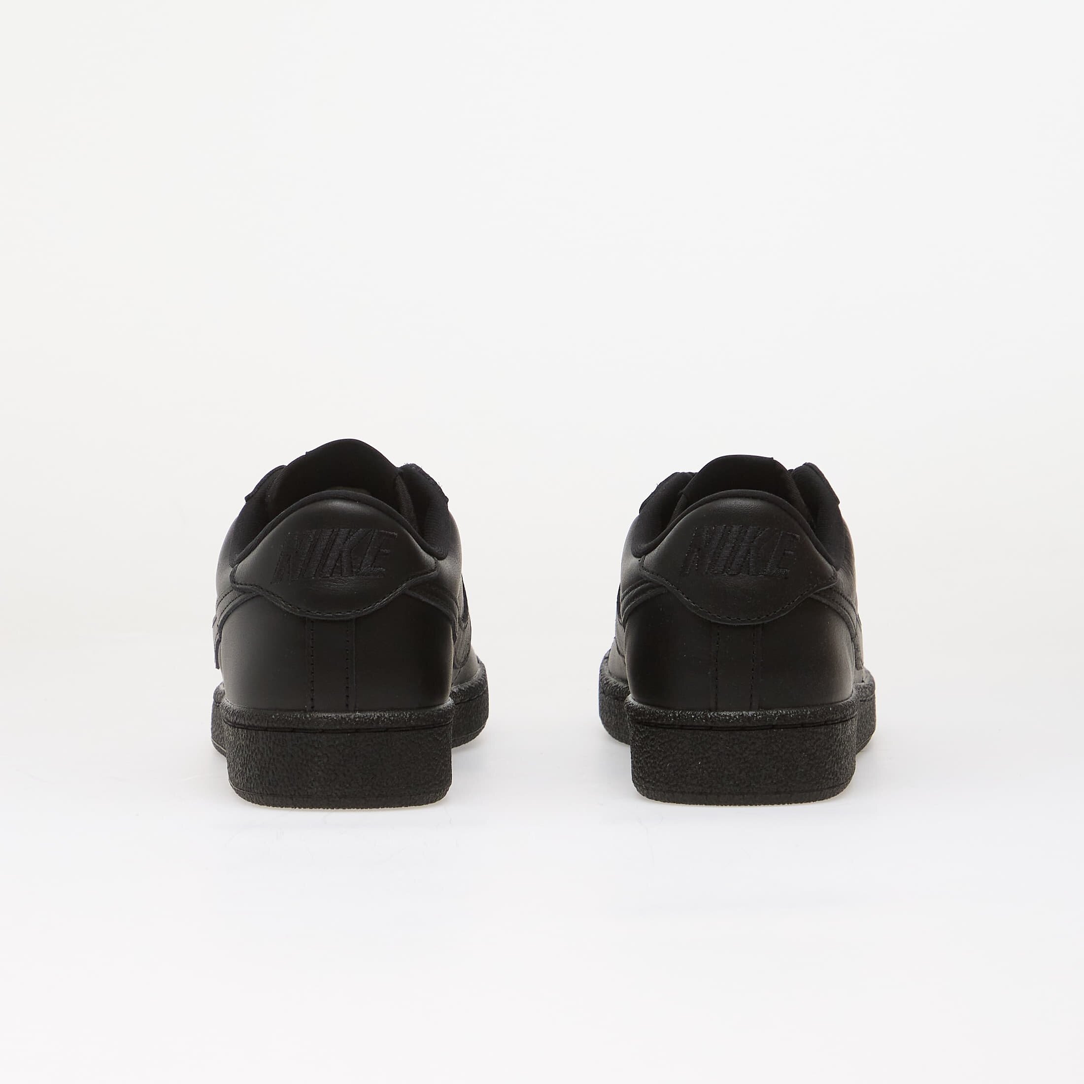 Nike Сникърси Tennis Classic Black/ Black-Black
