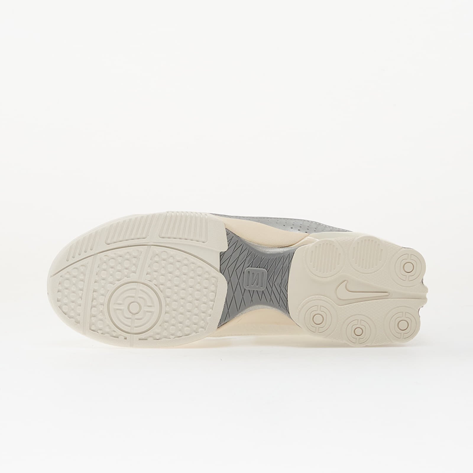Nike Сникърси Total 90 Shox Magia Sail/ Metallic Silver-Pale Ivory-Sail