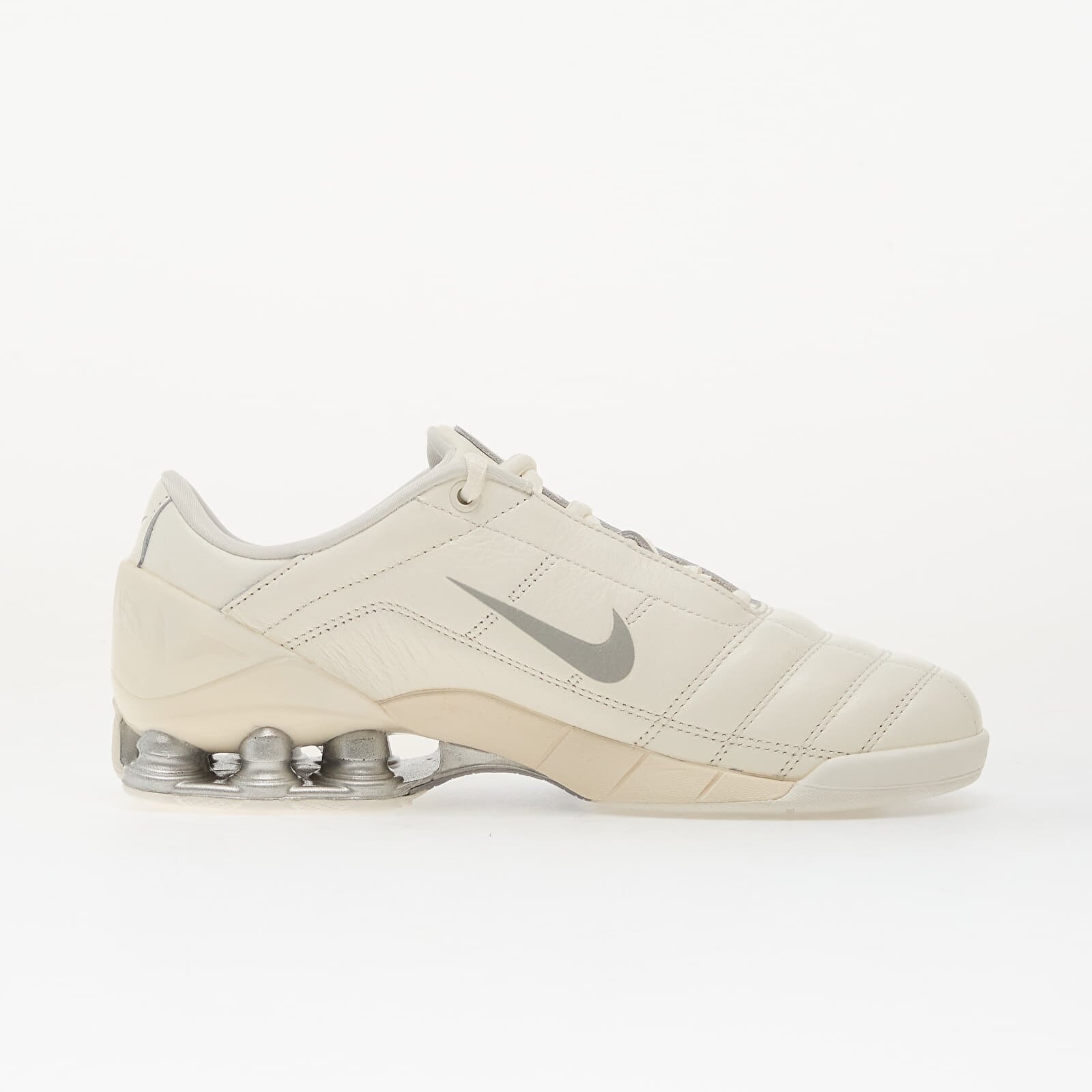 Nike Сникърси Total 90 Shox Magia Sail/ Metallic Silver-Pale Ivory-Sail
