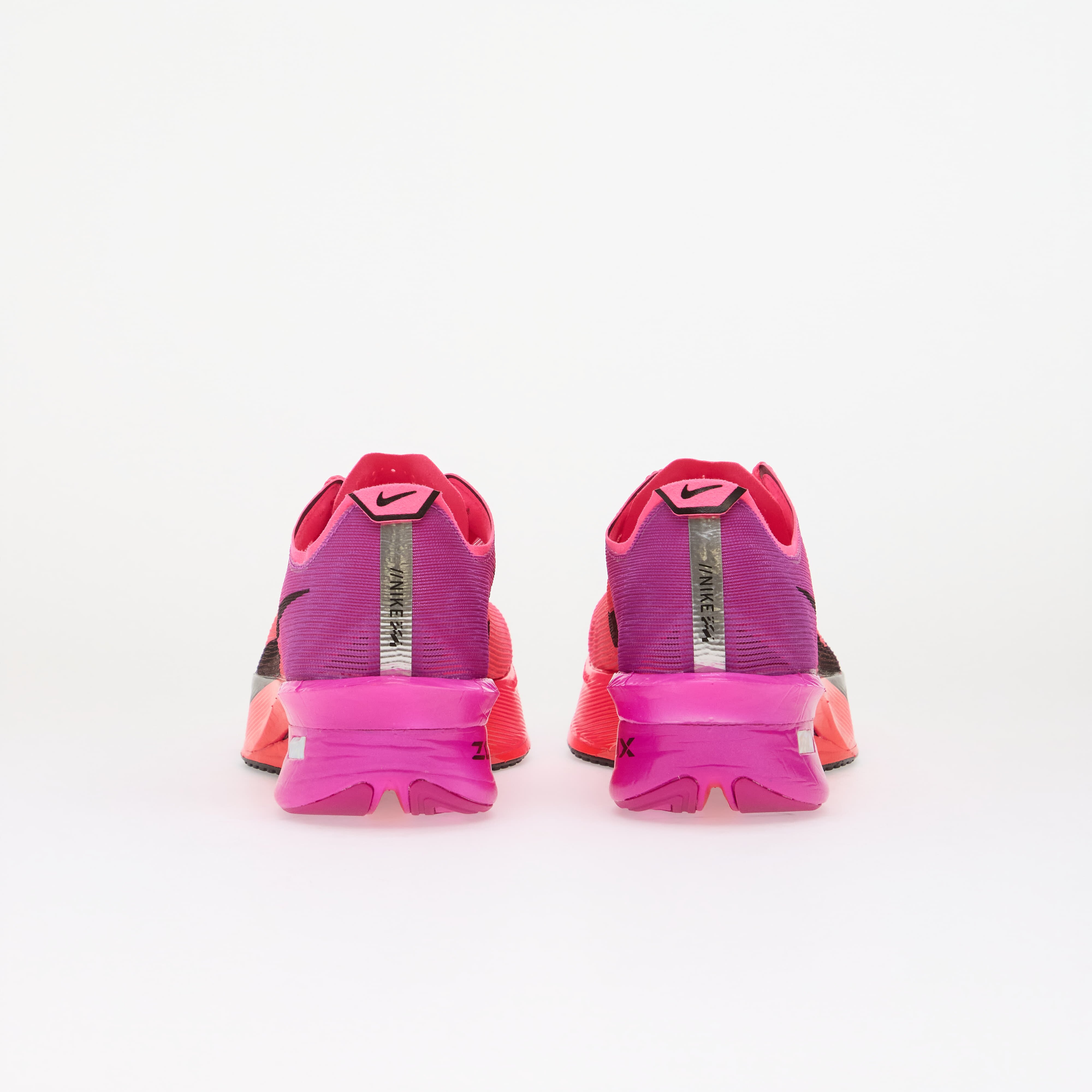 Nike Сникърси Vaporfly 4 Hyper Pink/ Black-Fuchsia Blast