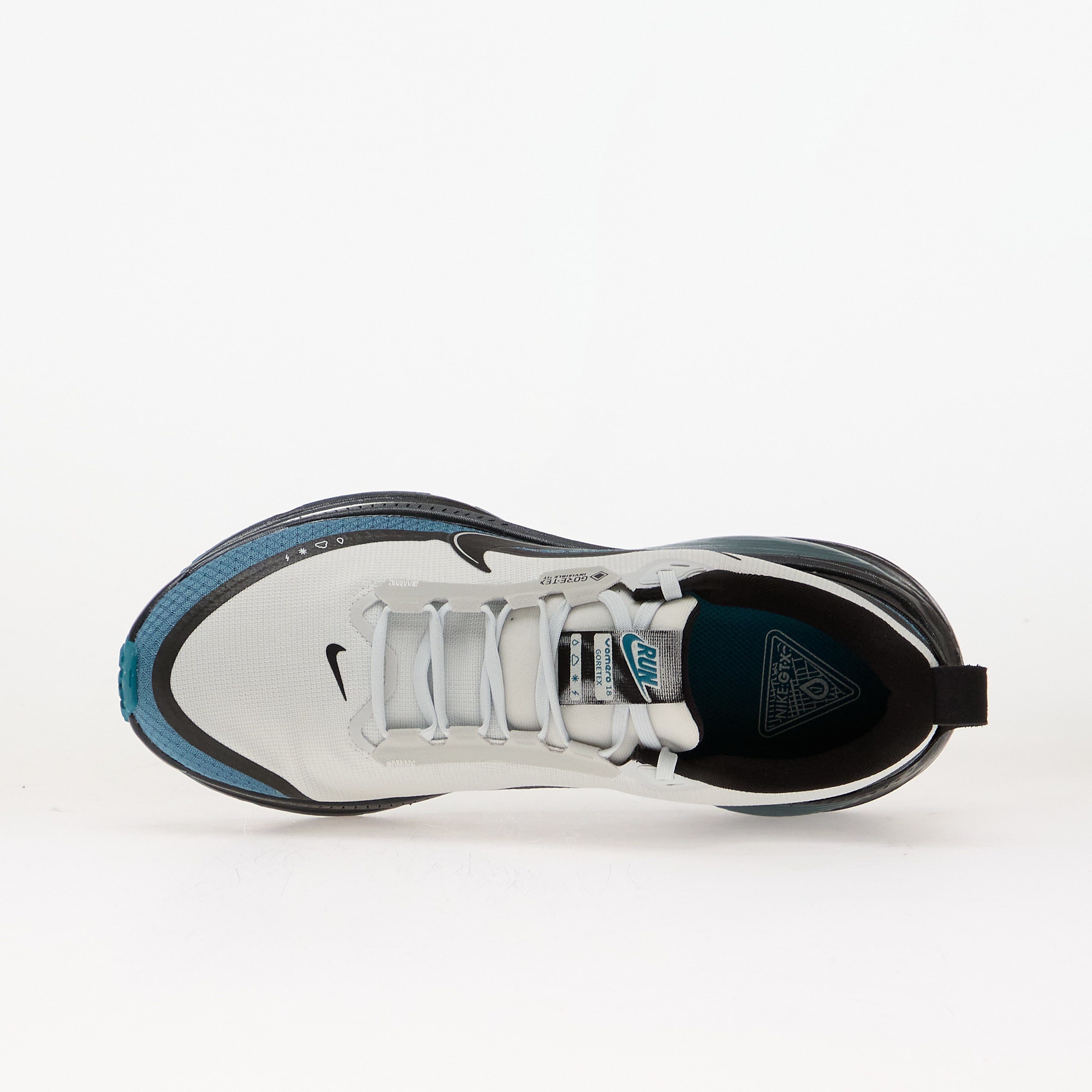 Nike Сникърси Vomero 18 GORE-TEX Off White/ Black-Smokey Blue