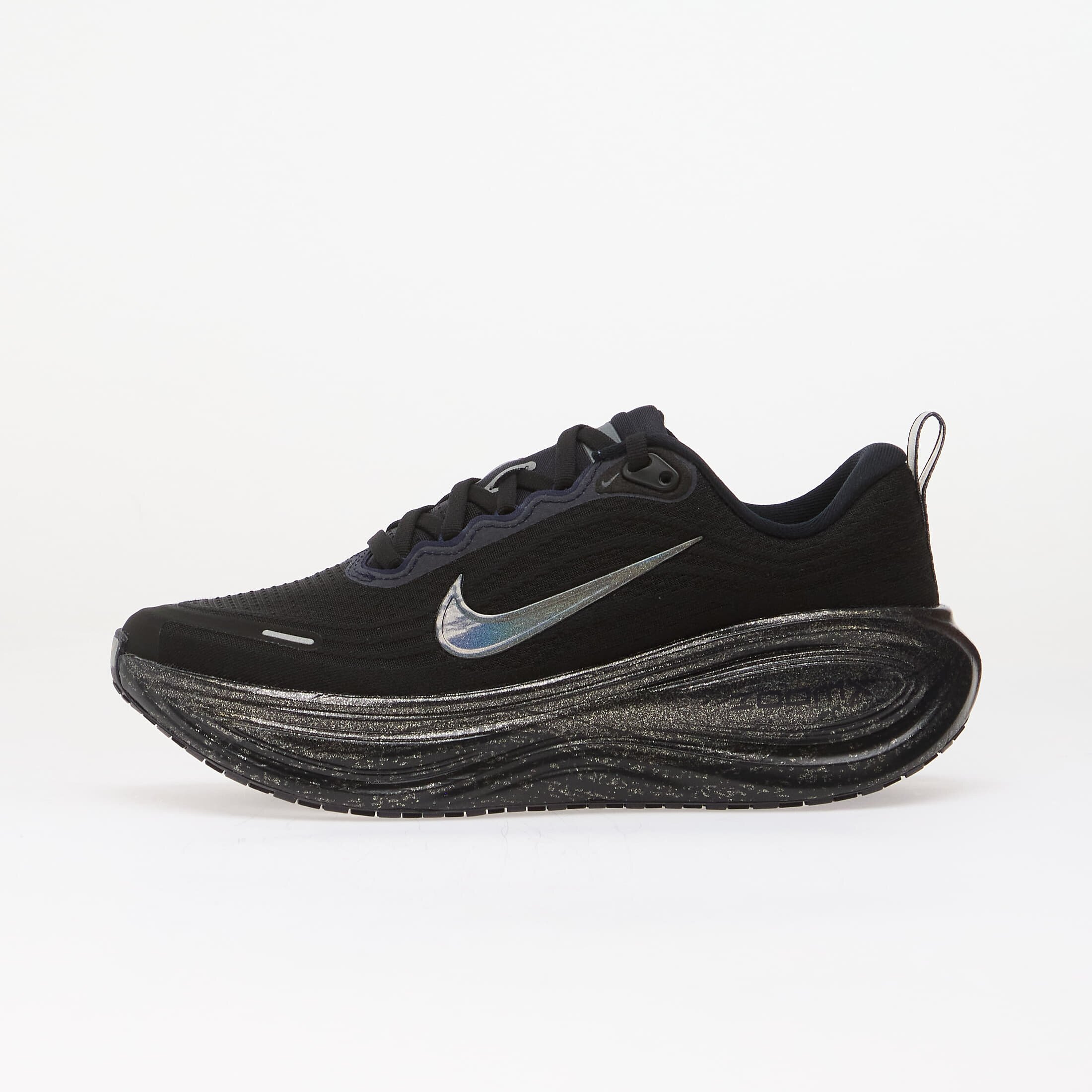 Nike Сникърси Vomero Plus "Keely Hodgkinson" Pitch Blue/ Black-Blur-Blackened Blue