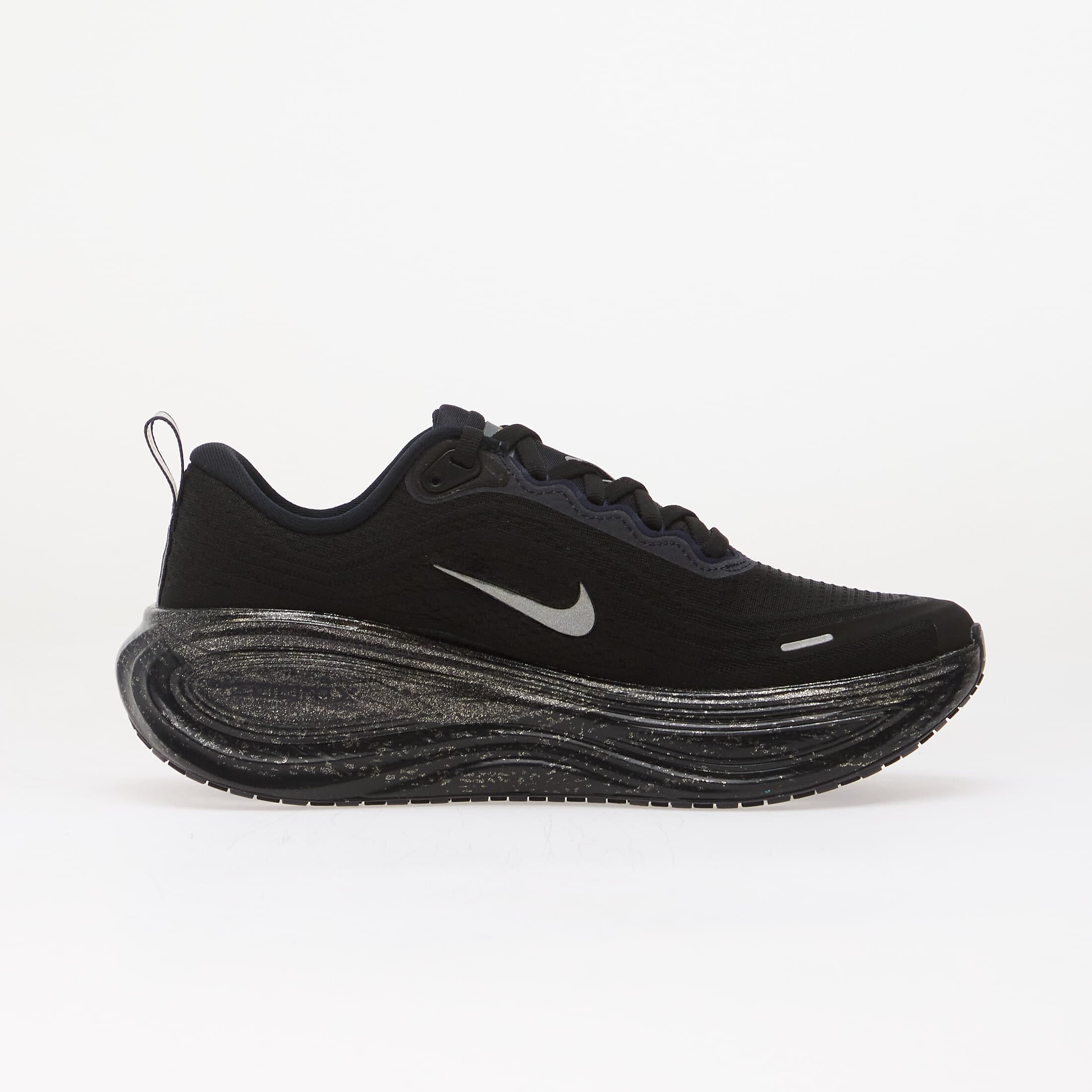 Nike Сникърси Vomero Plus "Keely Hodgkinson" Pitch Blue/ Black-Blur-Blackened Blue