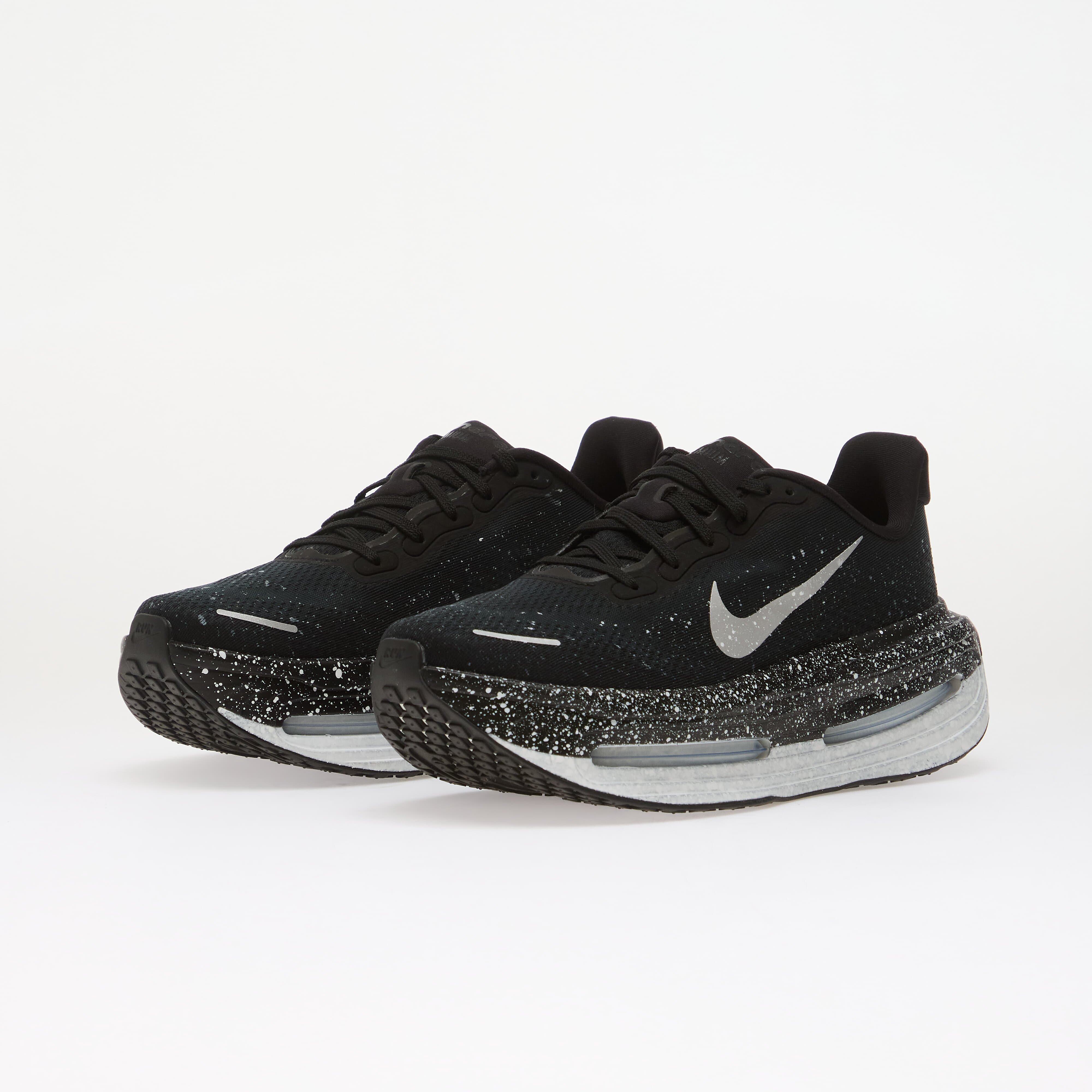 Nike Сникърси Vomero Premium Black/ Metallic Silver-White
